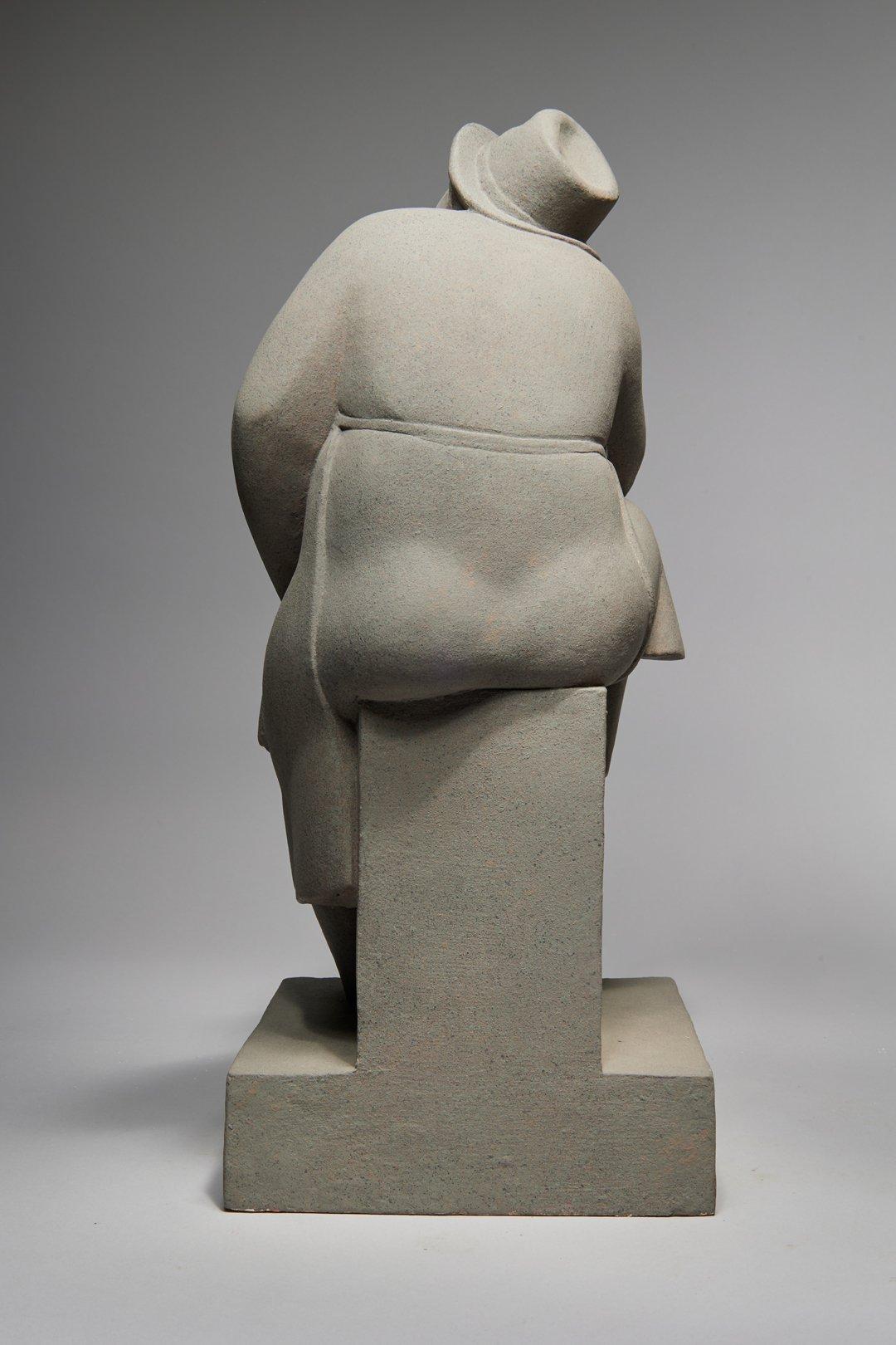 Helen Beling (estadounidense, 1914-2001)
Los negocios van mal
Yeso acabado
21 x 9 x 9 pulgadas

Helen Beling fue una escultora estadounidense.

Beling era natural de Nueva York y estudió en la Academia Nacional de Diseño y en la Liga de Estudiantes
