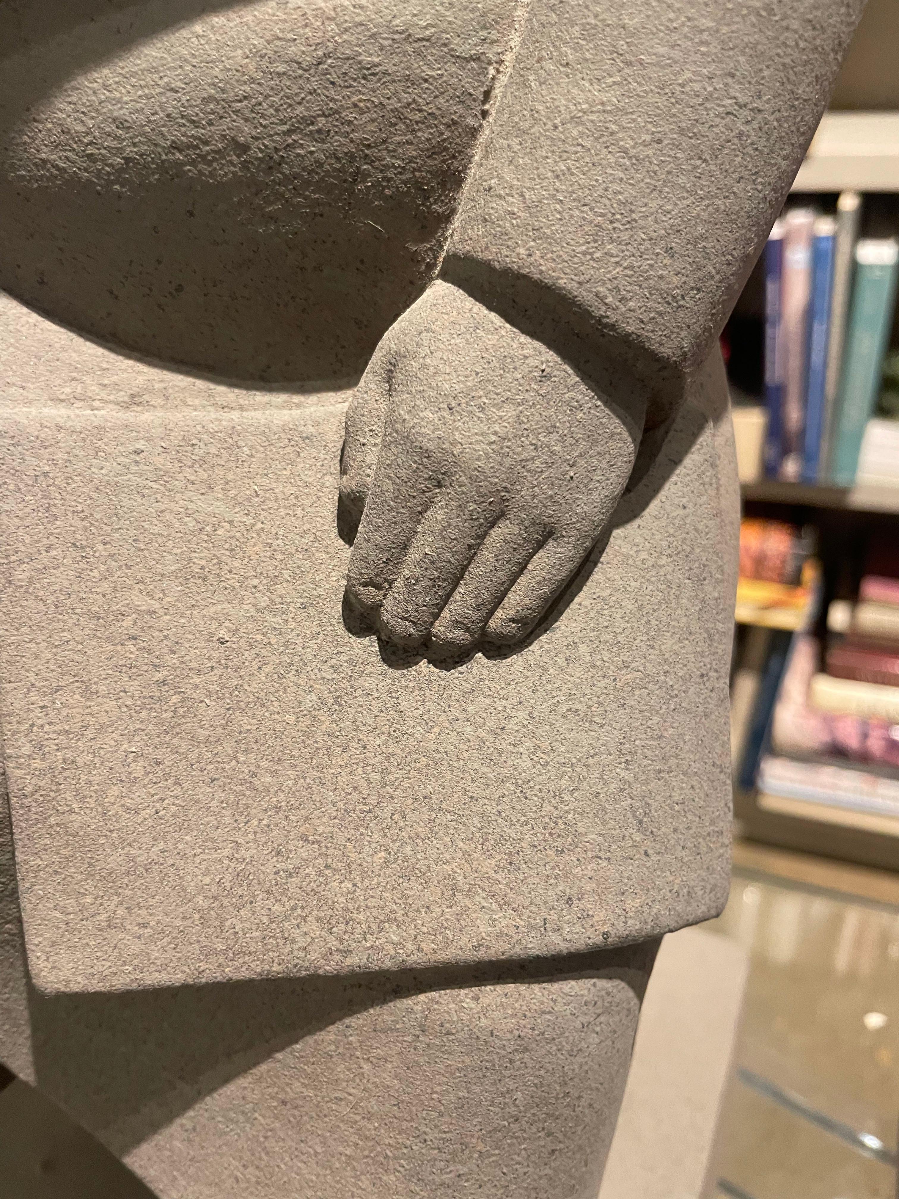 Los negocios van mal, Escultura de hombre sentado del siglo XX, Mujer artista de Nueva York en venta 4