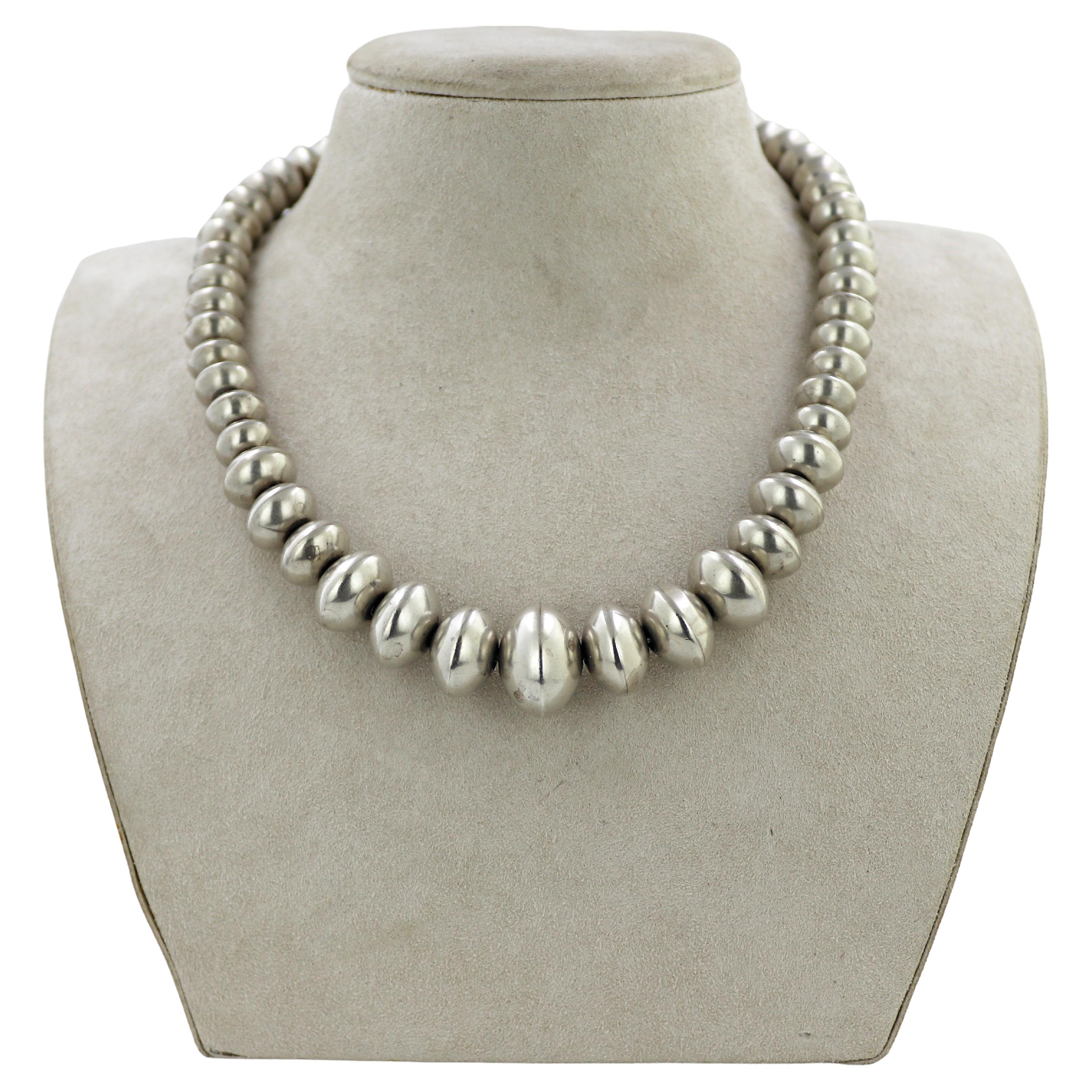 Helen Chee Navajo Sterling Silver Pearl Bead Necklace For Sale