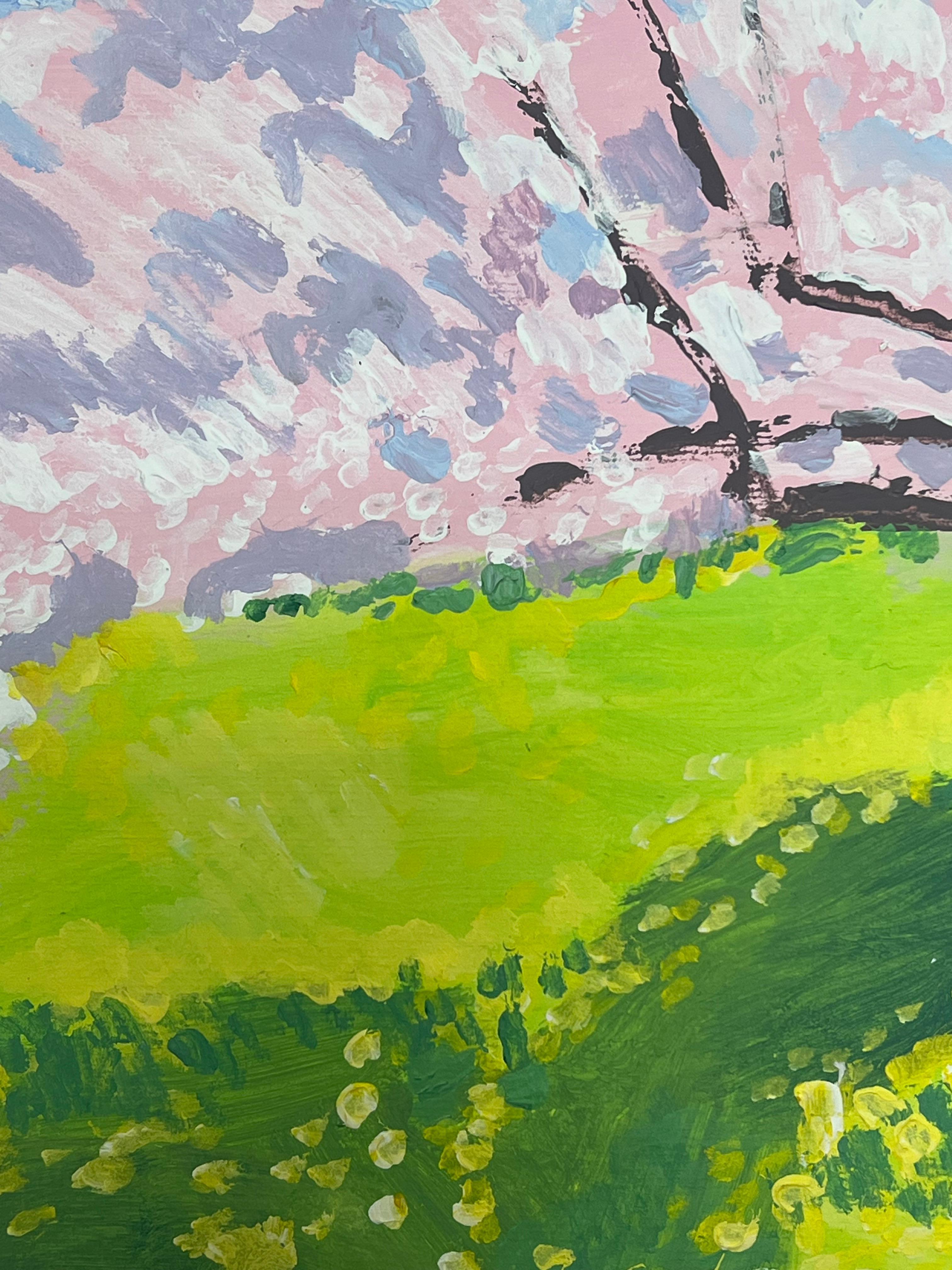 Un cerezo en flor arroja sus pétalos sobre un prado verde bañado por el sol - Still-Life Painting Verde de Helen Greenfield