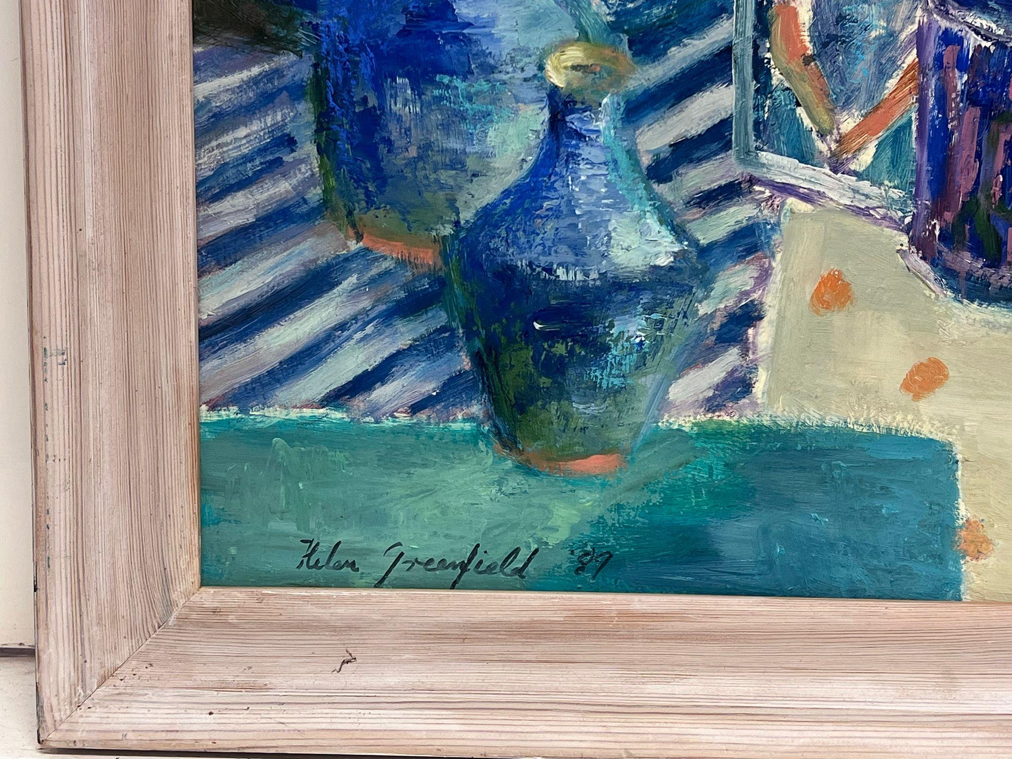 Pintura al óleo impresionista moderna Escena de mesa interior azul Jarras y libros azules 3