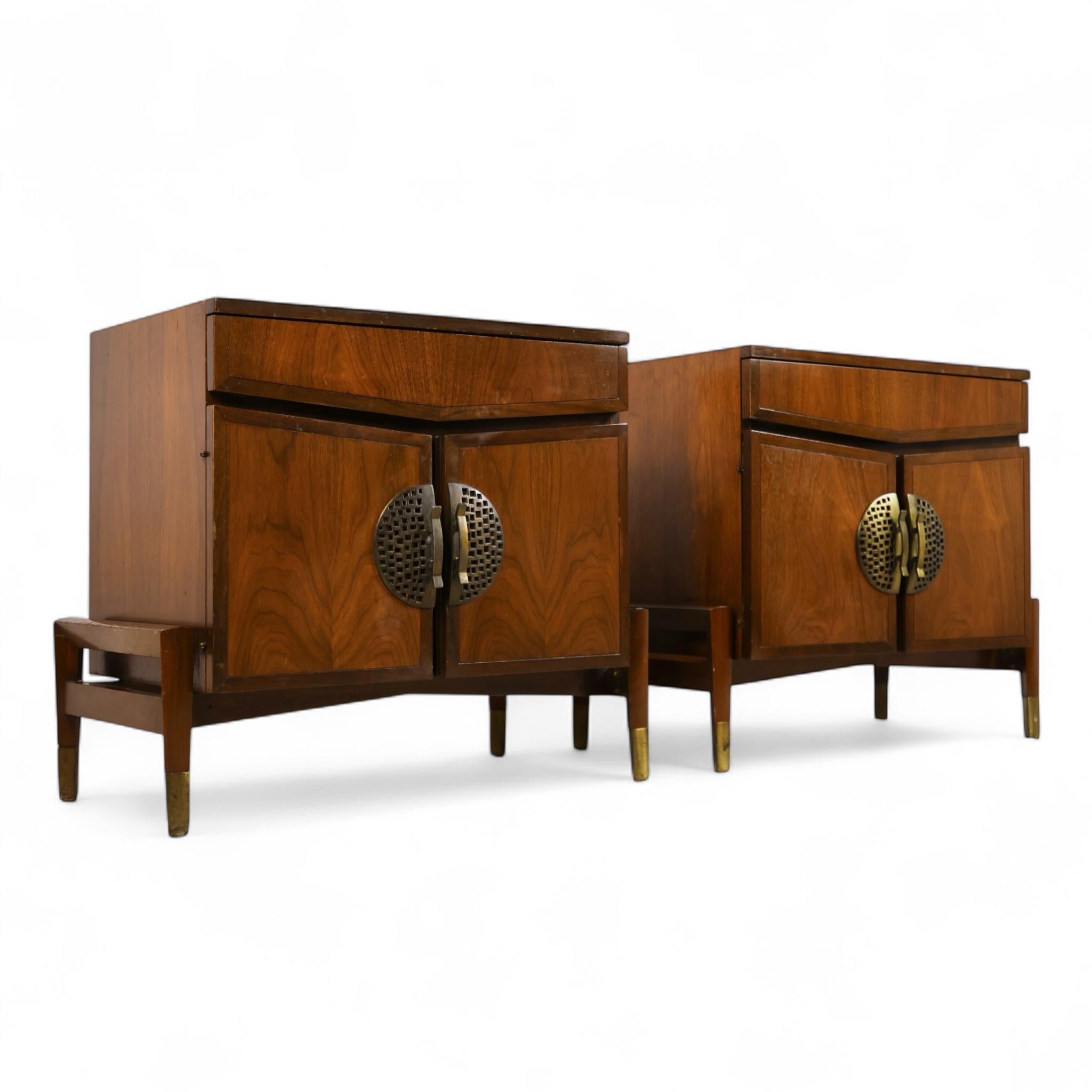Brass Helen Hobey Baker Pair of Vintage Mid Century Modern Nightstands c. 1960s For Sale