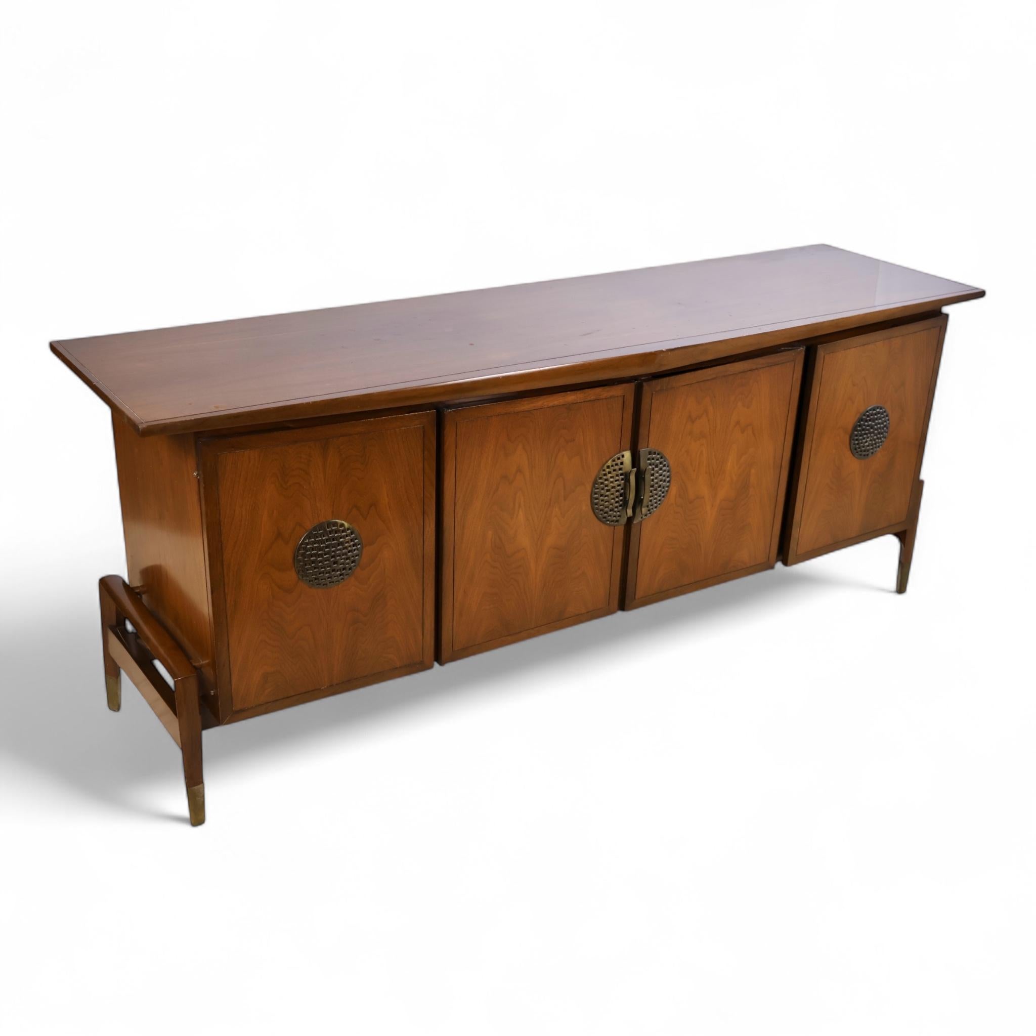 Brass Helen Hobey Baker Vintage Mid Century Modern 9 Drawer Lowboy Dresser c. 1960s For Sale