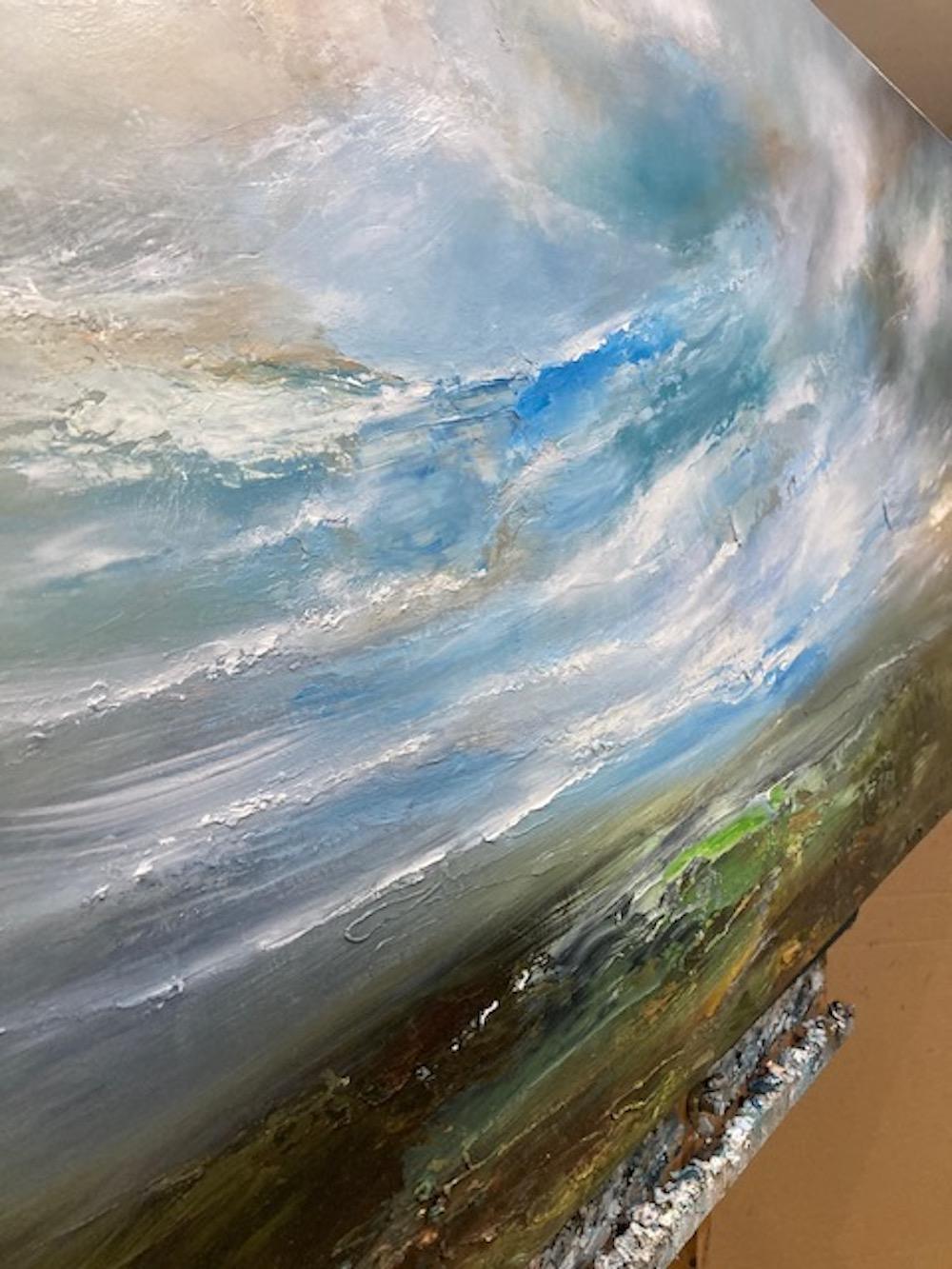 Homeward, peinture originale, peinture semi-abstraite de paysage, Pays de Galles - Gris Abstract Painting par Helen Howells