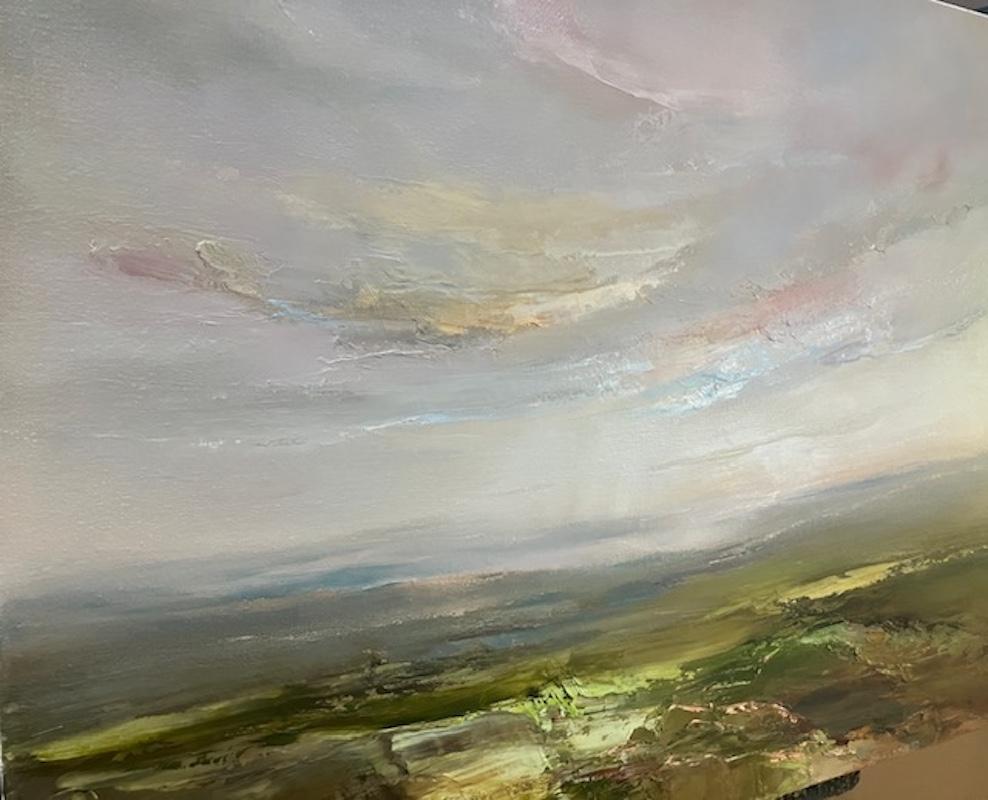 Passeggiata di tarda primavera, quadro originale, paesaggio, contemporaneo - Landscape Painting Beige di Helen Howells
