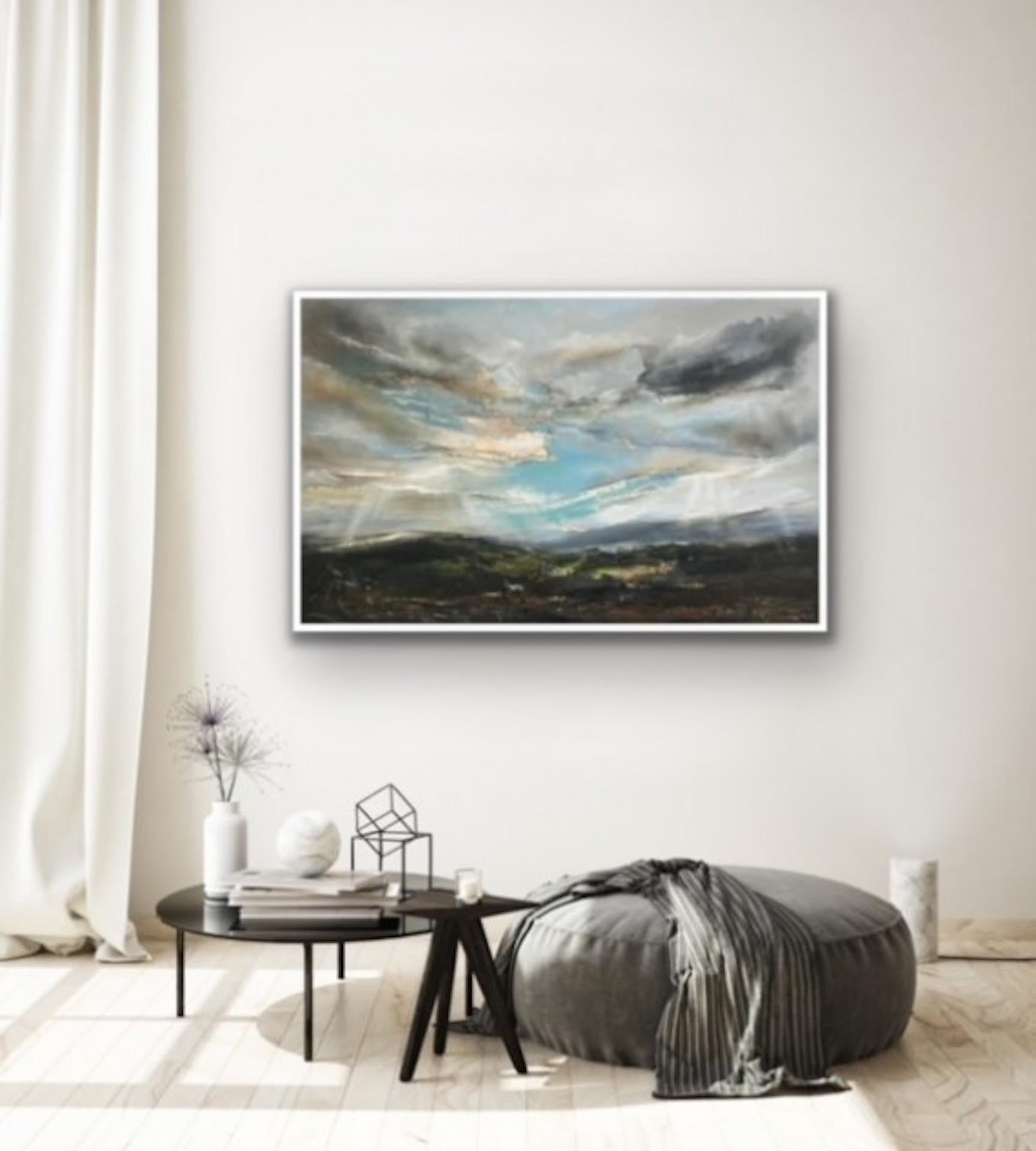 Looking Towards Home, Helen Howells, peinture originale, paysage de ciel nuageux en vente 8