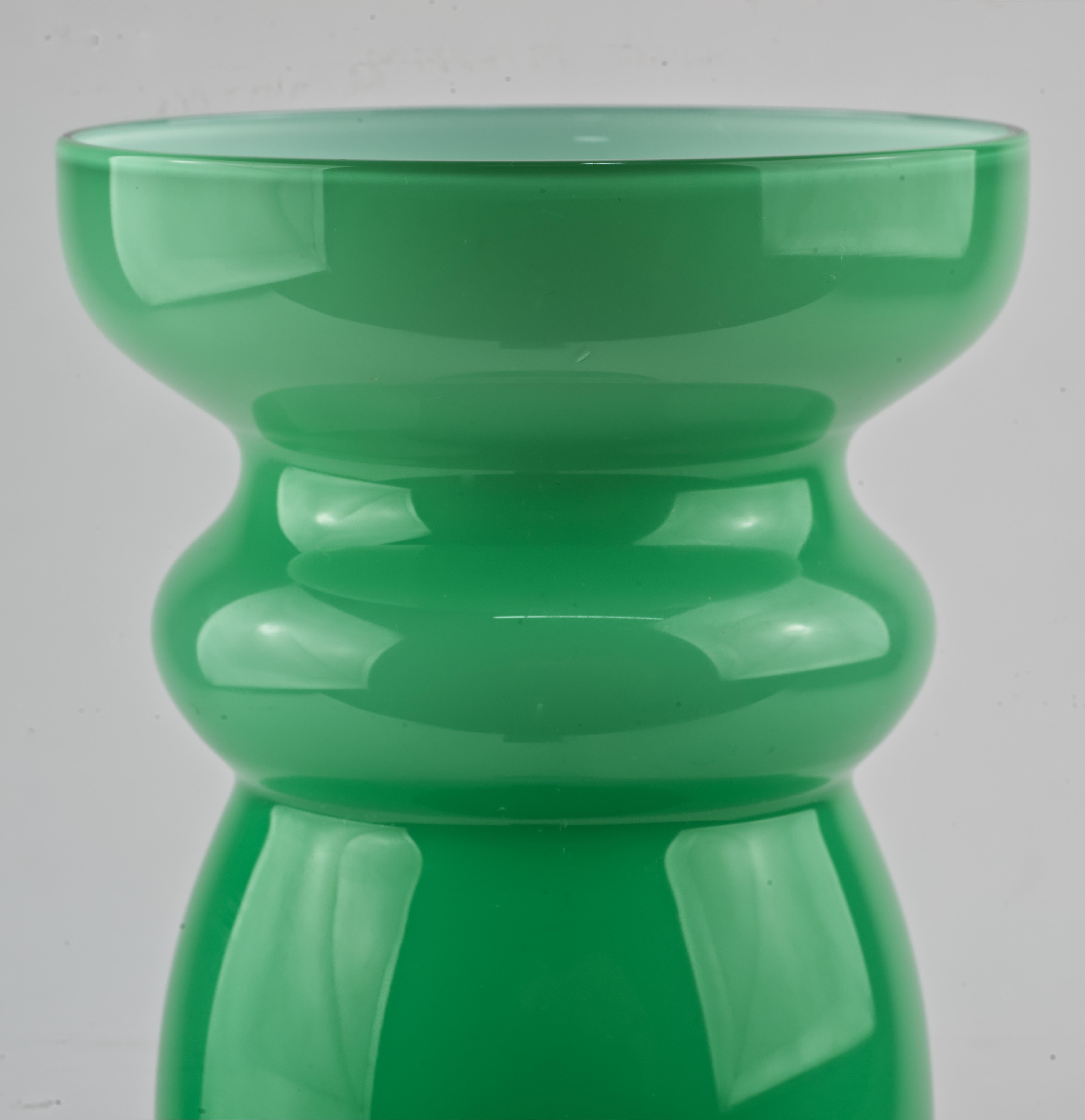 Vaso in vetro Helen Krantz per Orrefors Sommerso, The Moderninavian In condizioni buone in vendita a Clifton Springs, NY