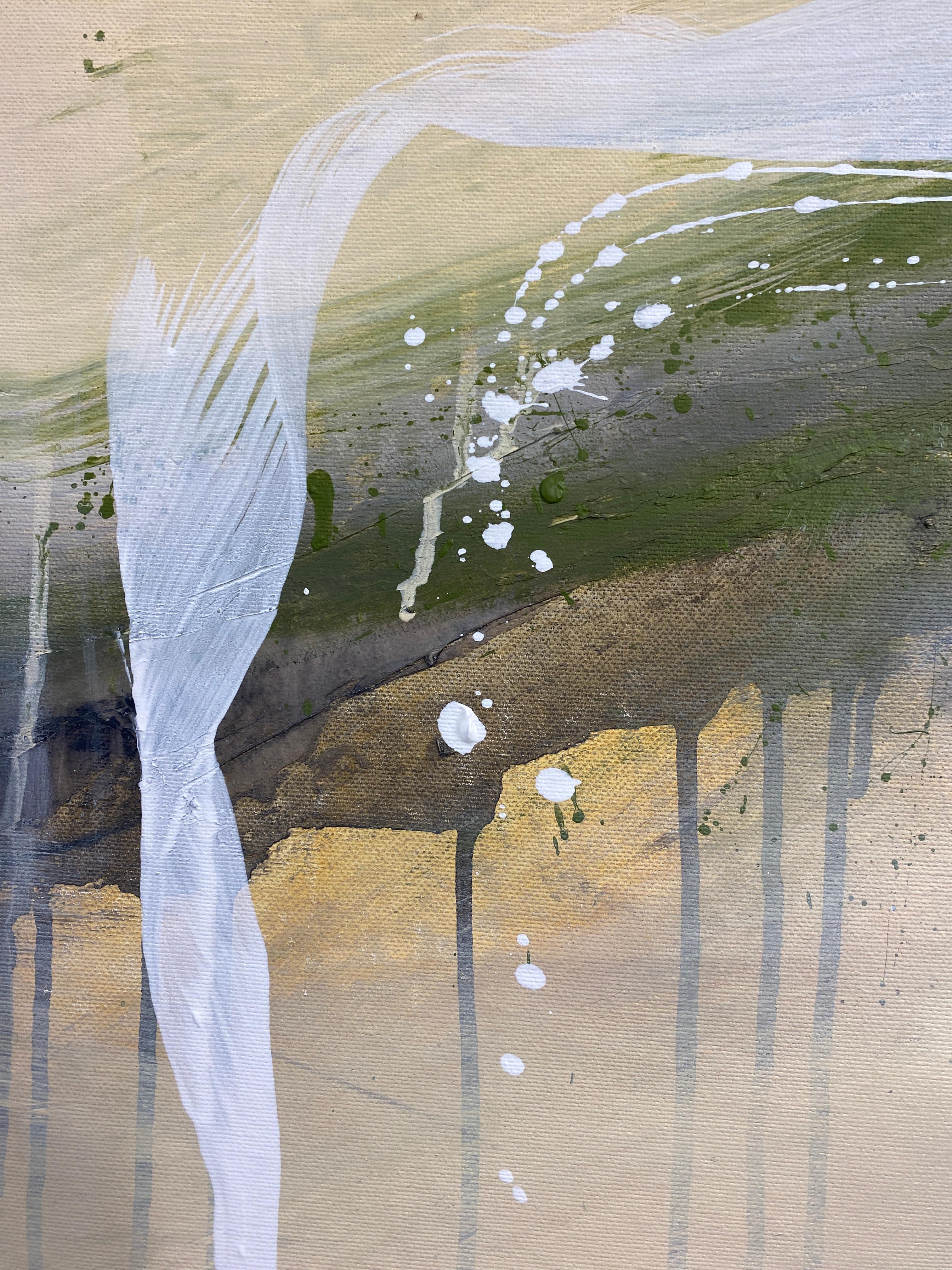 Authentic Desires/6 - Abstrakte Acrylmalerei in Beige, Weiß und Olivgrün (Grau), Interior Painting, von HELEN MOUNT