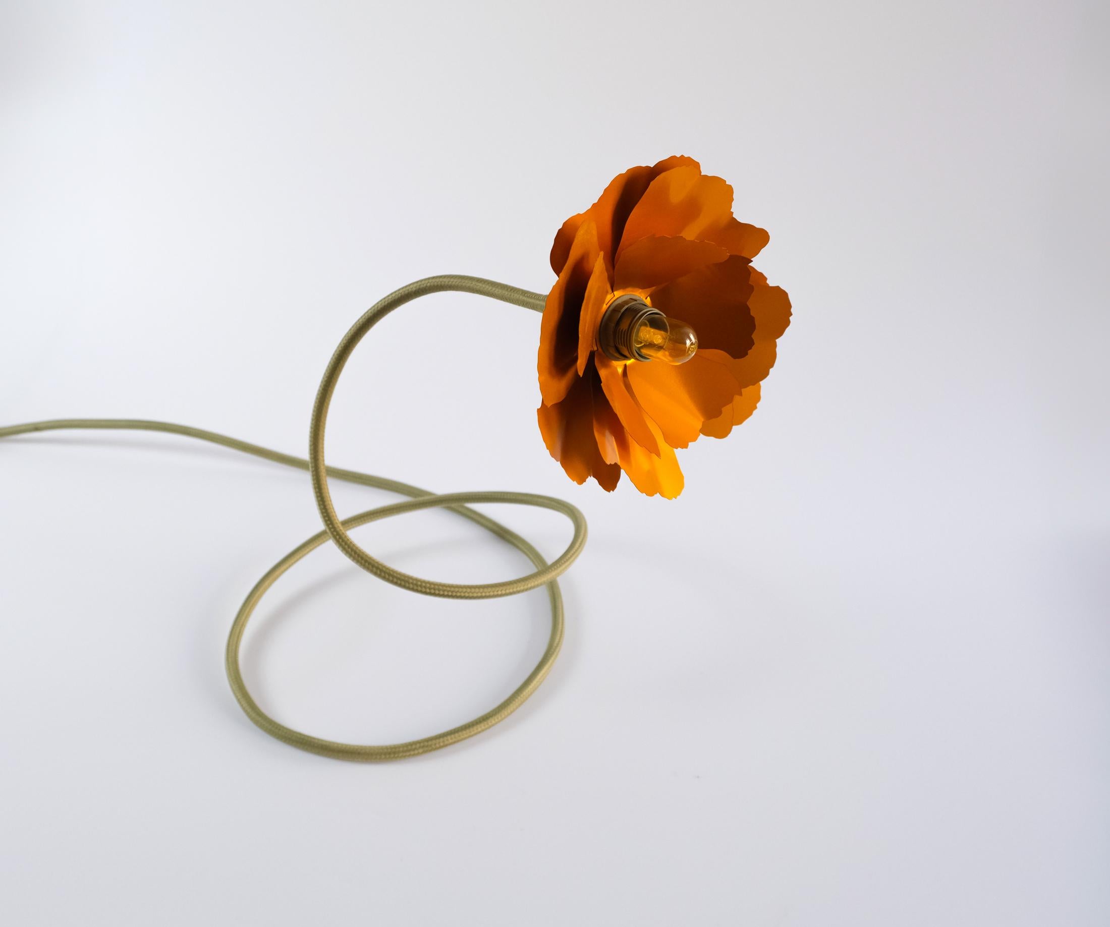 Aluminium Lampe à fleurs flexible d'Helena Christensen pour Habitat V.I.P Collection, 2004 en vente
