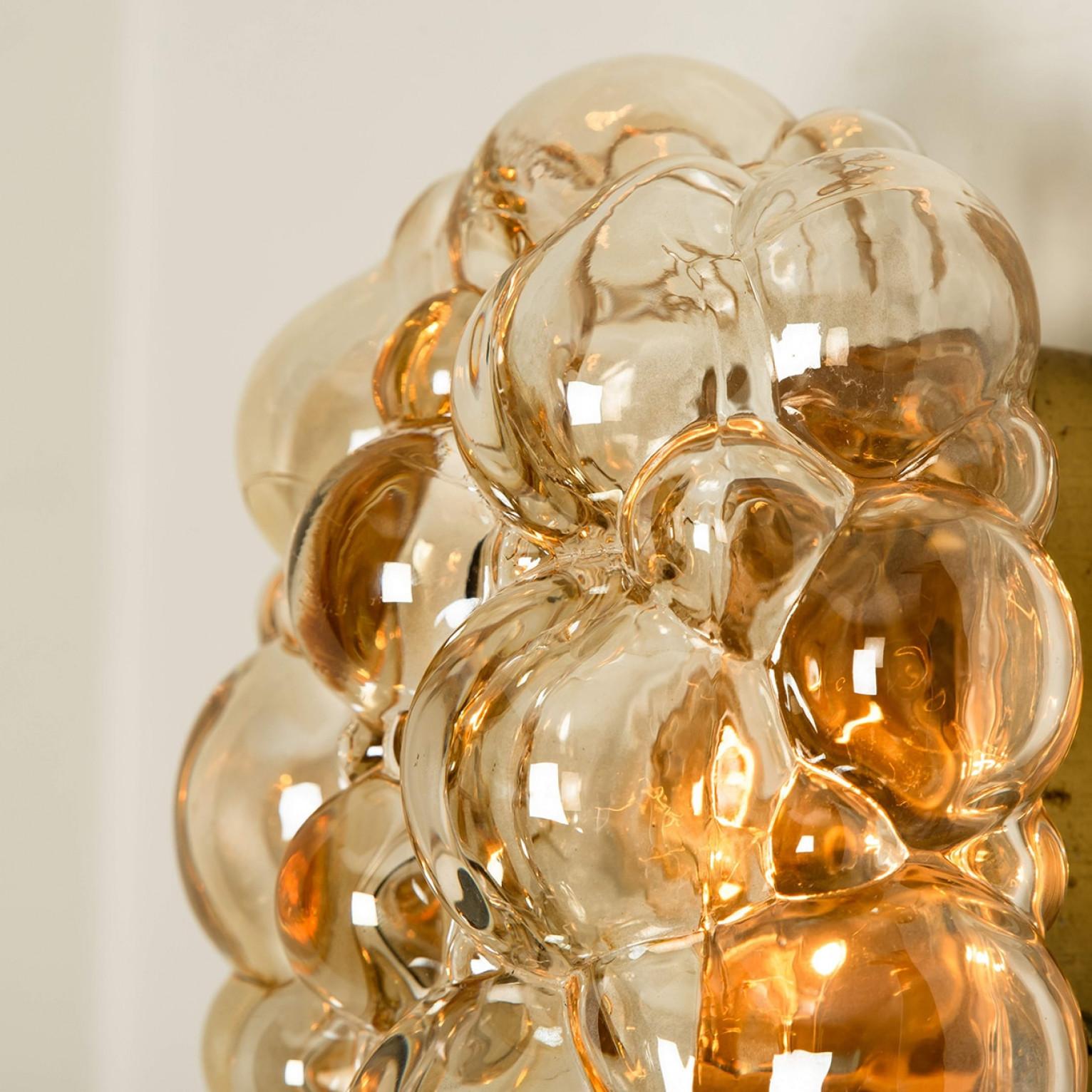 Helena Tynell Apliques de burbuja de cristal ámbar, años 60 en venta 3
