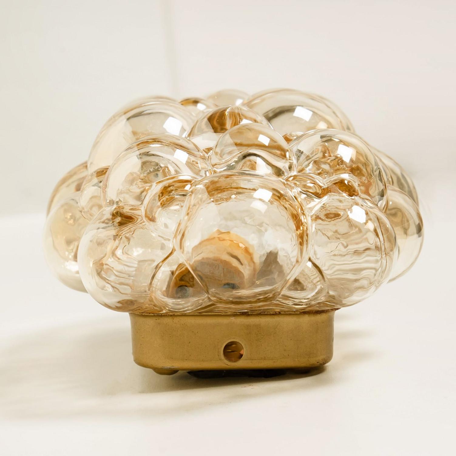 Helena Tynell Apliques de burbuja de cristal ámbar, años 60 en venta 8