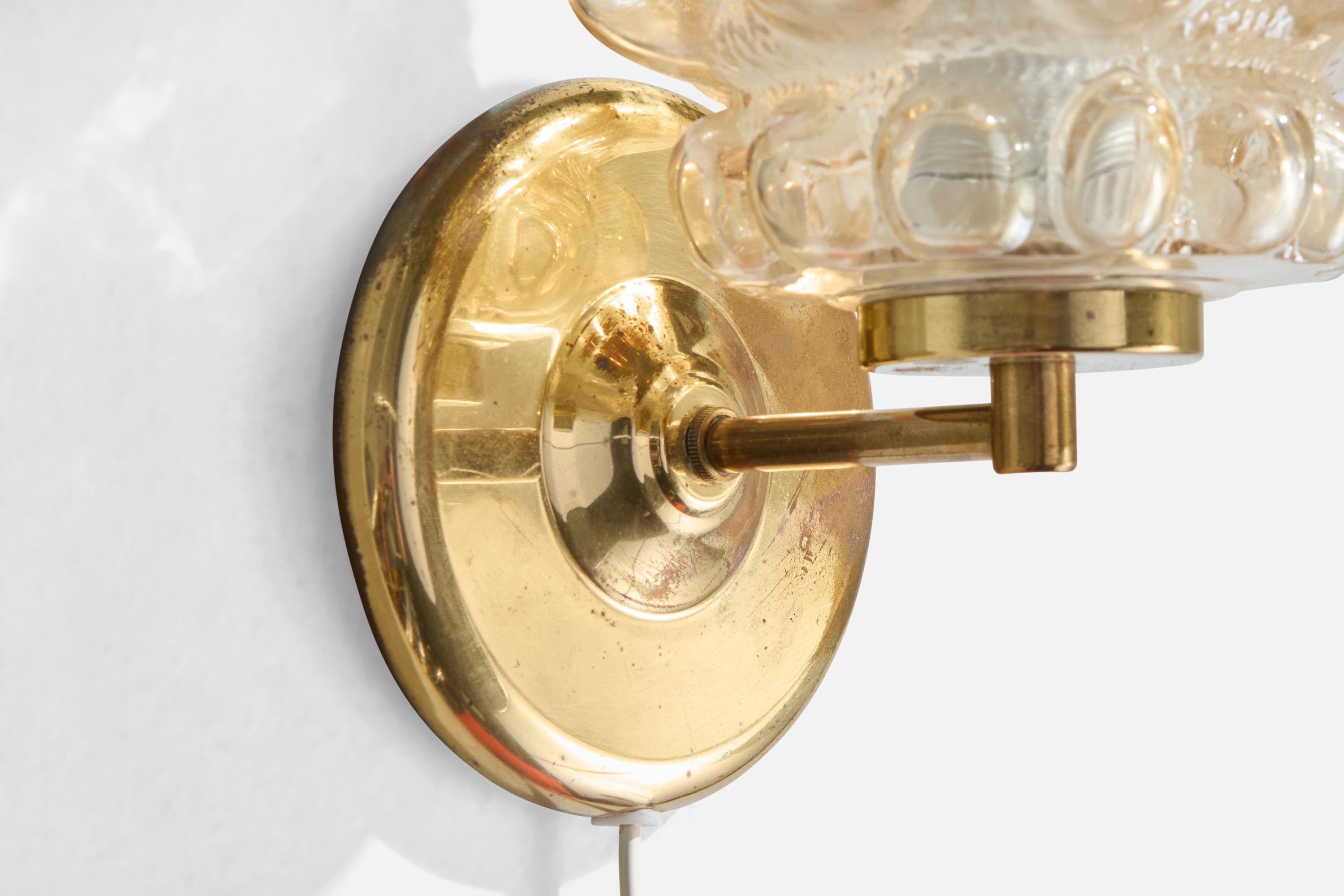 Helena Tynell Attribution, Wall Light, Brass, Glass, Sweden, 1960s In Good Condition For Sale In High Point, NC