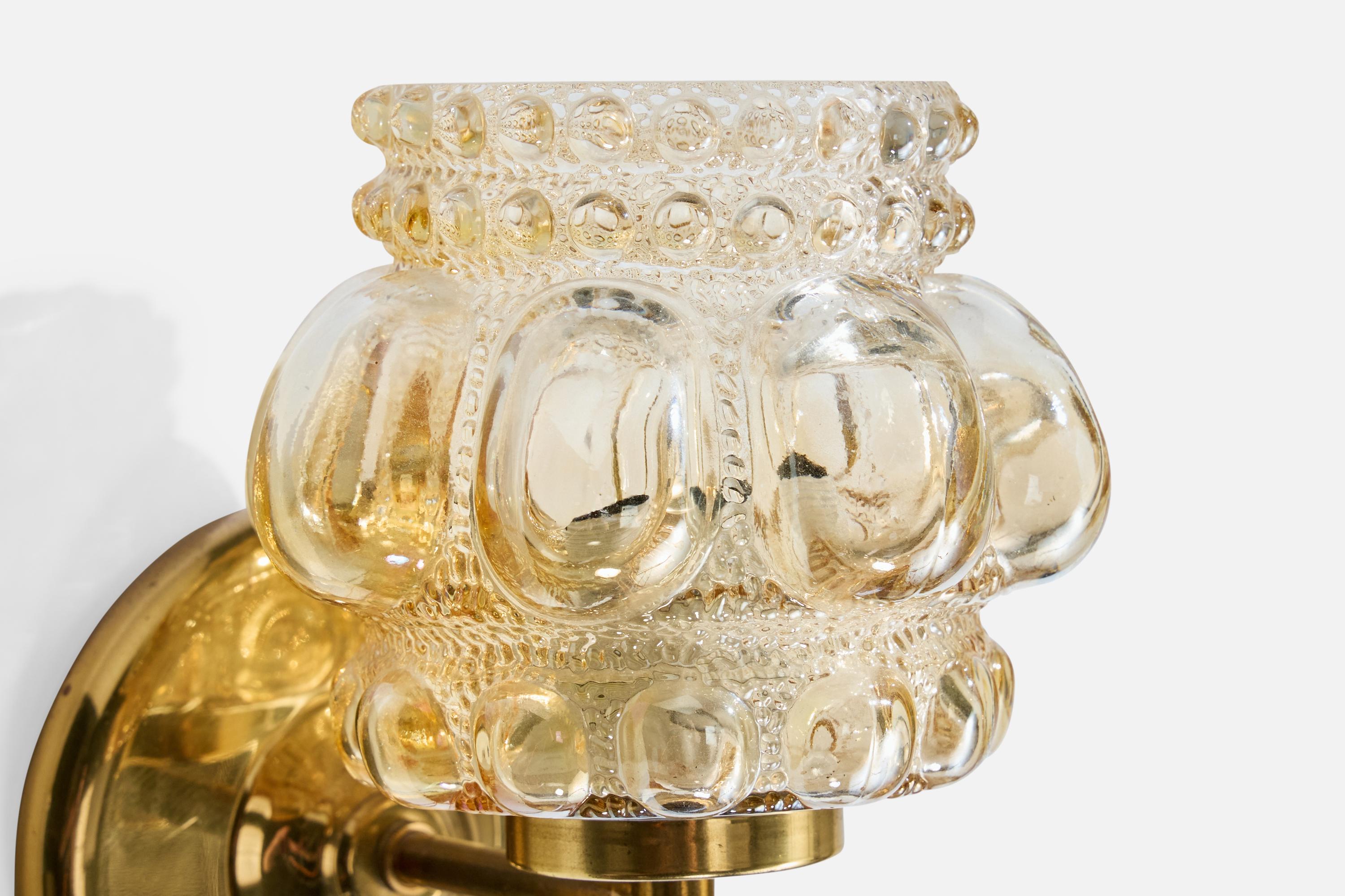 Atribución Helena Tynell, Apliques, Vidrio, Latón, Suecia, Años 60 en venta 1