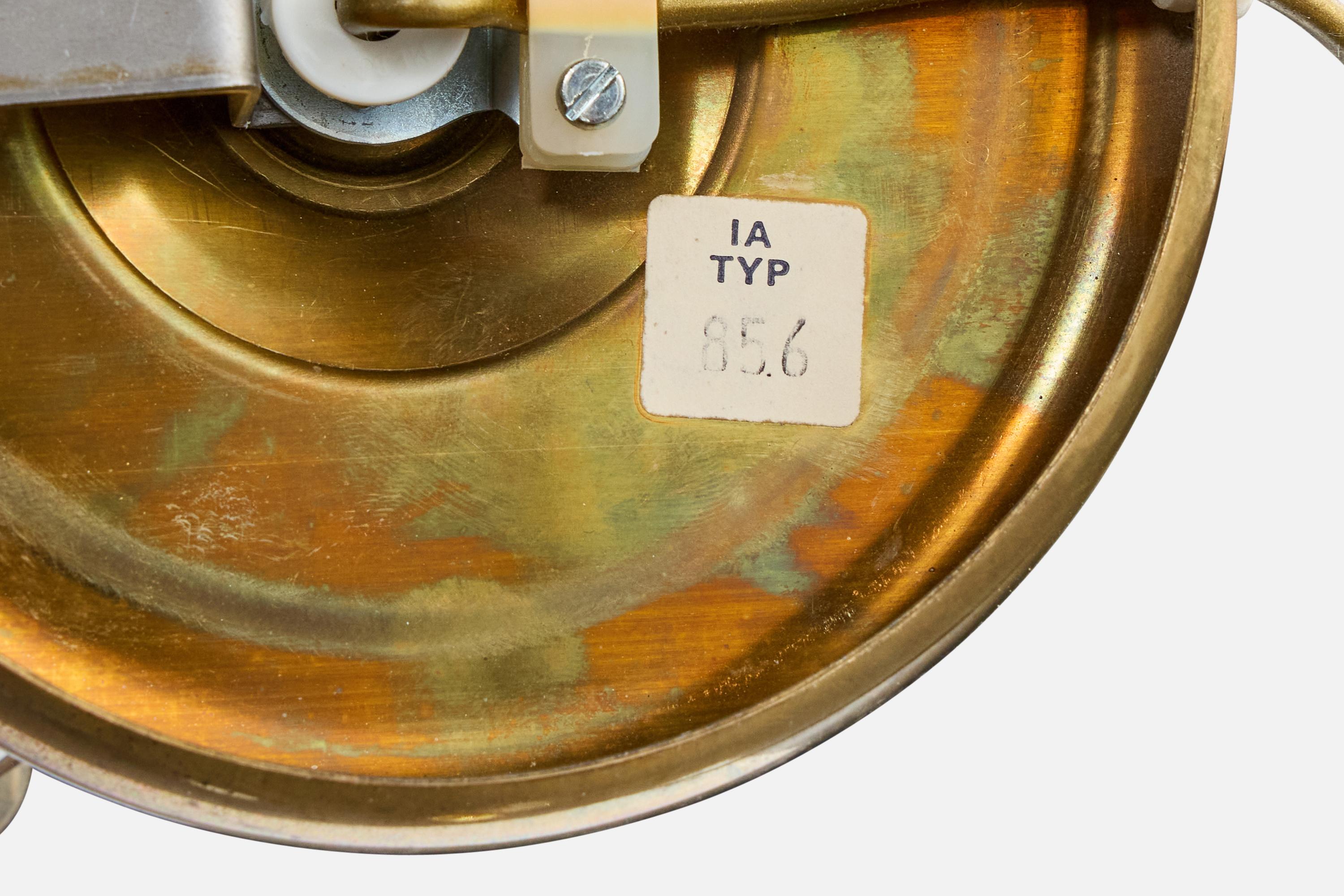 Atribución Helena Tynell, Apliques, Vidrio, Latón, Suecia, Años 60 en venta 3