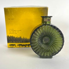Helena Tynell “Aurinkopullo” ”Sun Bottle”. Green with Original Box