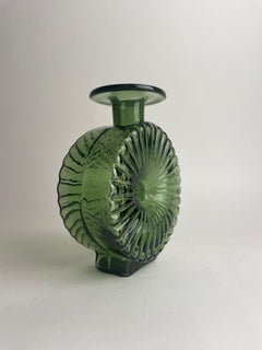 Helena Tynell blown glass ”Aurinkopullo” Sun Vase for Riihimäen Lasi. 1960s-70s