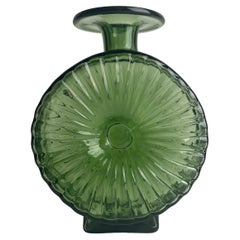 Helena Tynell blown glass ”Aurinkopullo” Sun Vase for Riihimäen Lasi. 1960s-70s