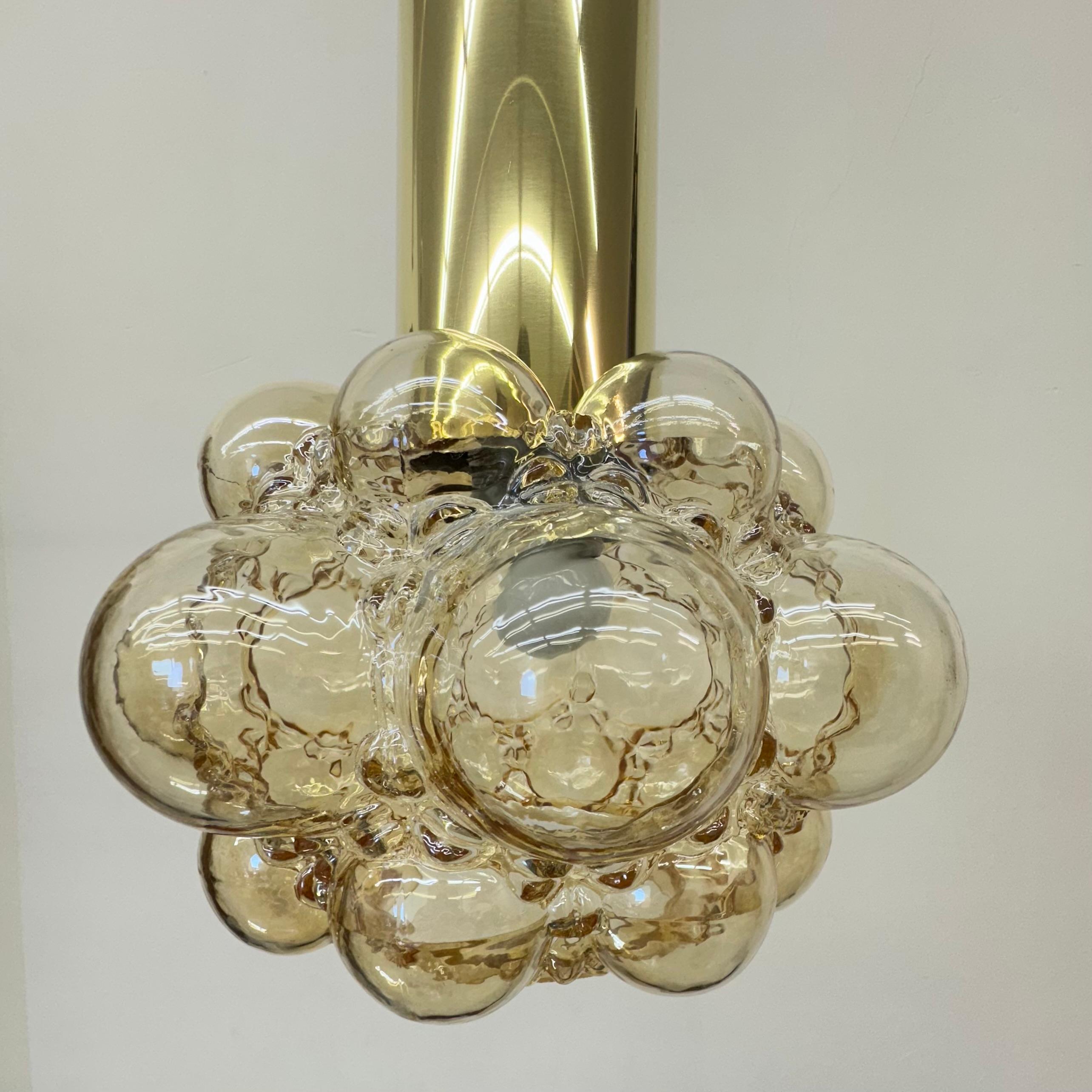 Lampada a sospensione a bolle d'aria di Helena Tynell , anni '70 in vendita 4