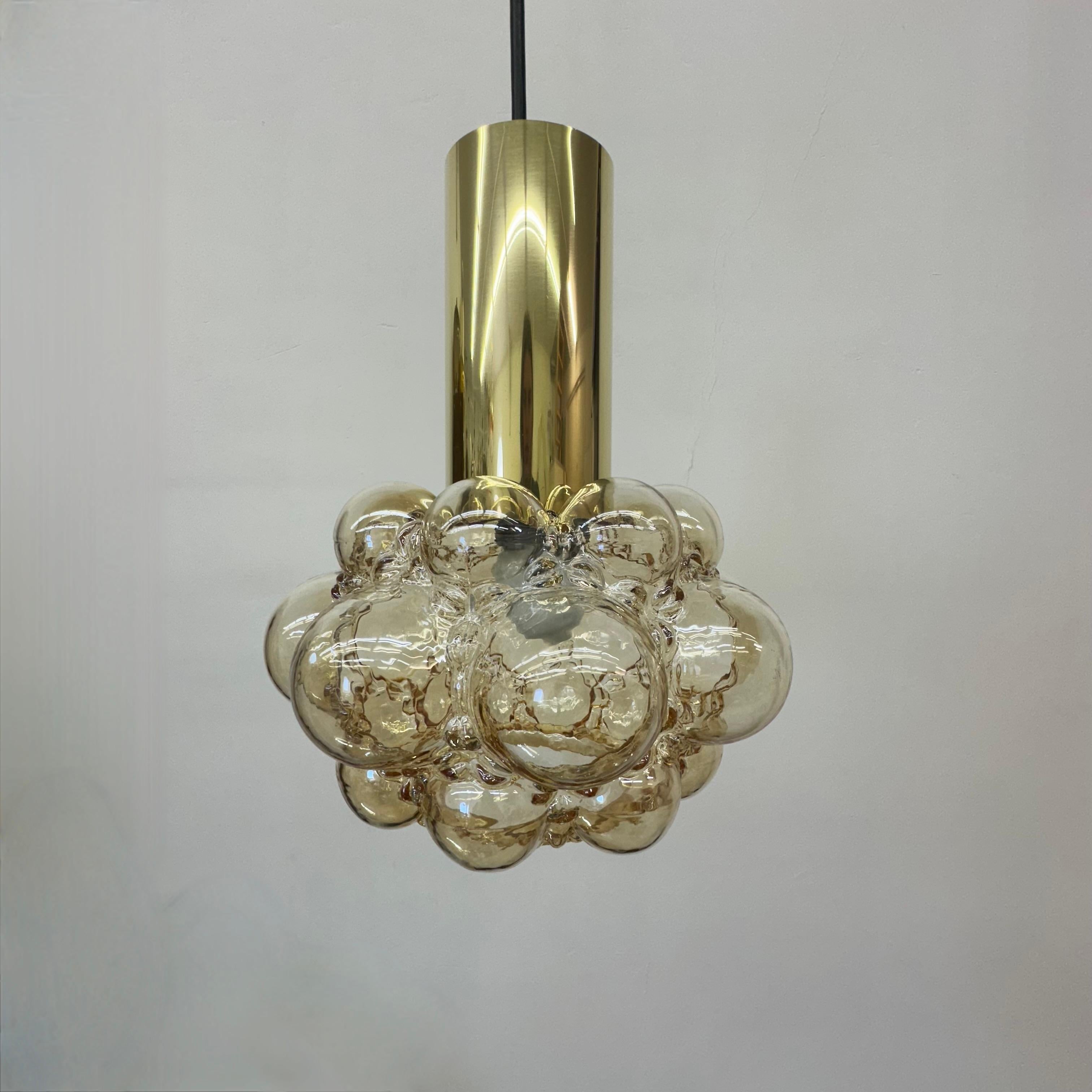 Lampada a sospensione a bolle d'aria di Helena Tynell , anni '70 in vendita 2