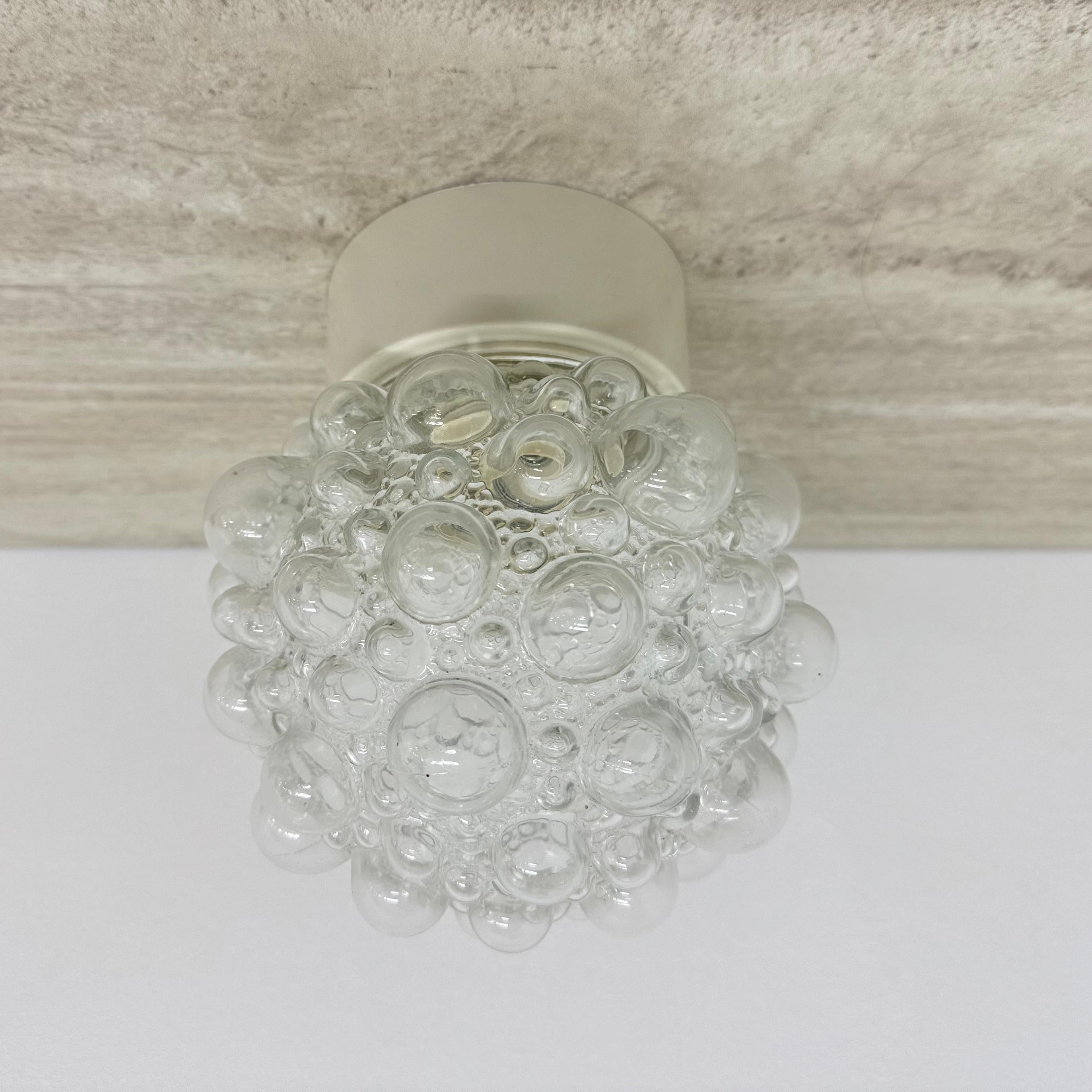 Helena Tynell Lámpara burbuja , década de 1970 en venta 4