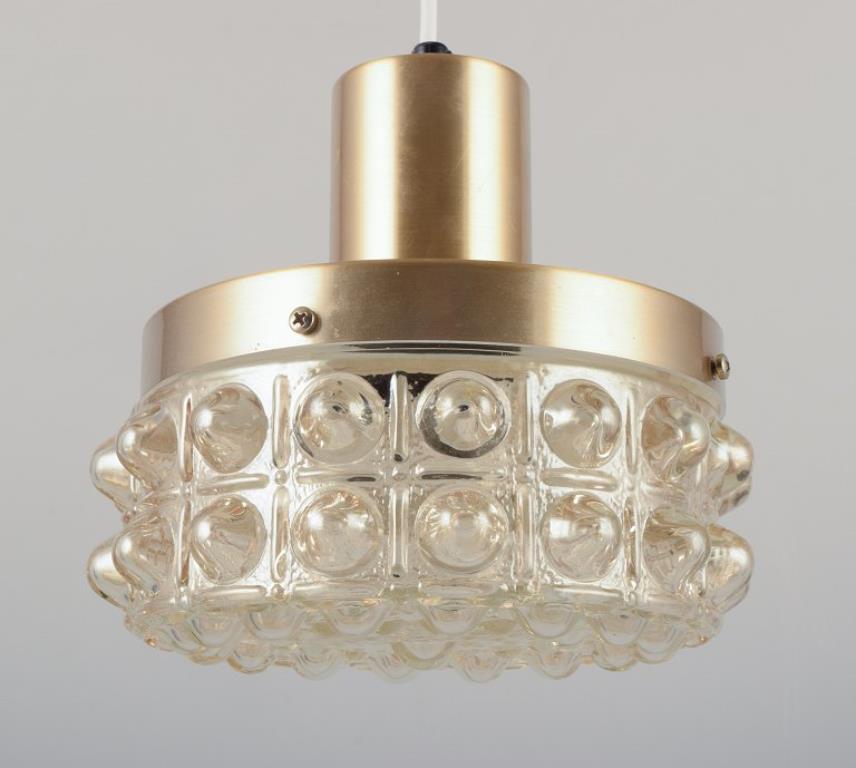 Helena Tynell, artista finlandese del vetro, per Limburg. Lampada da soffitto di design, anni '70 In condizioni ottime in vendita a København, Copenhagen