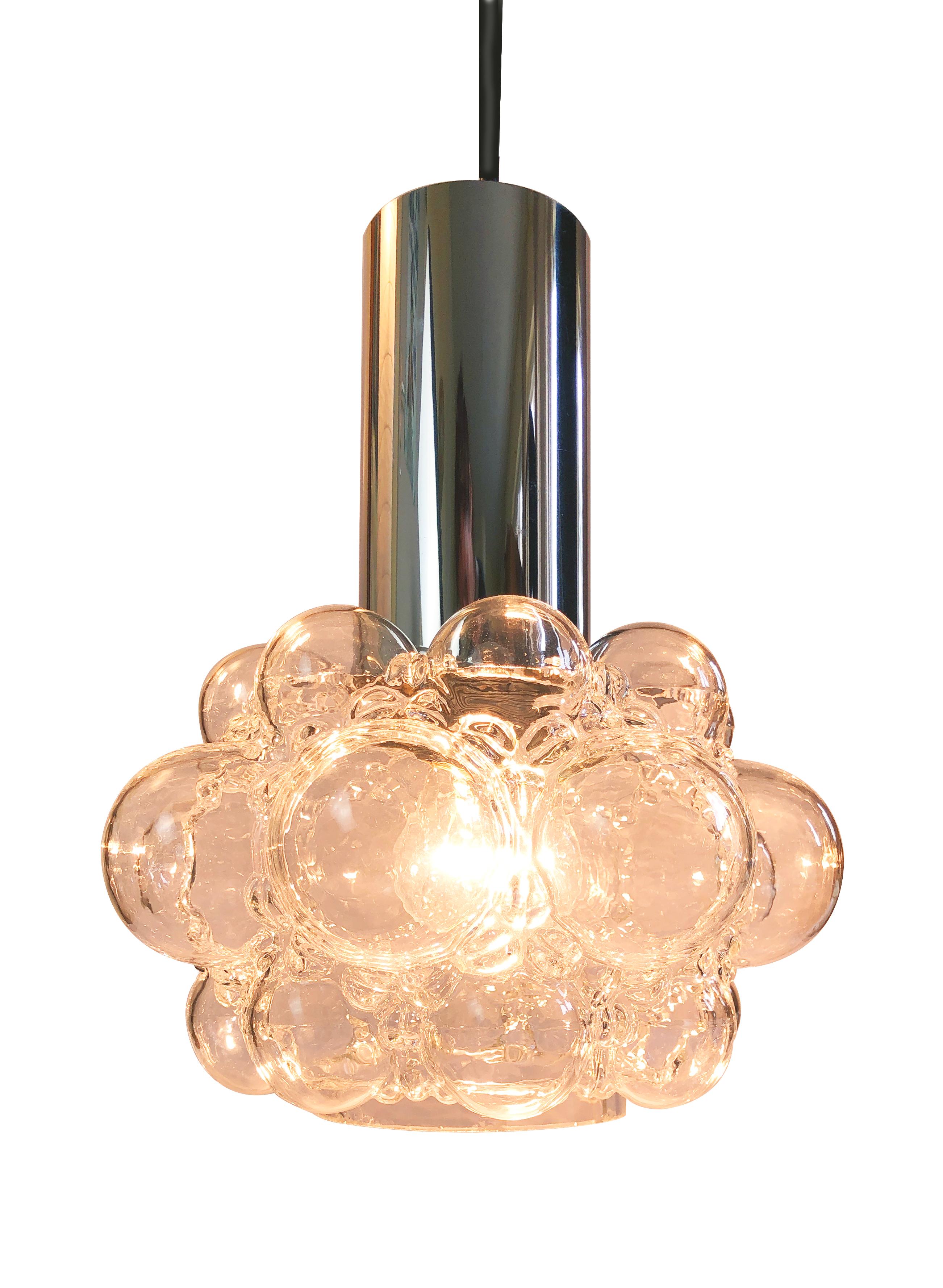 Mid-Century Modern Helena Tynell Grande lampe en verre bulle et chrome Glashütte Limburg, années 1960, Allemagne