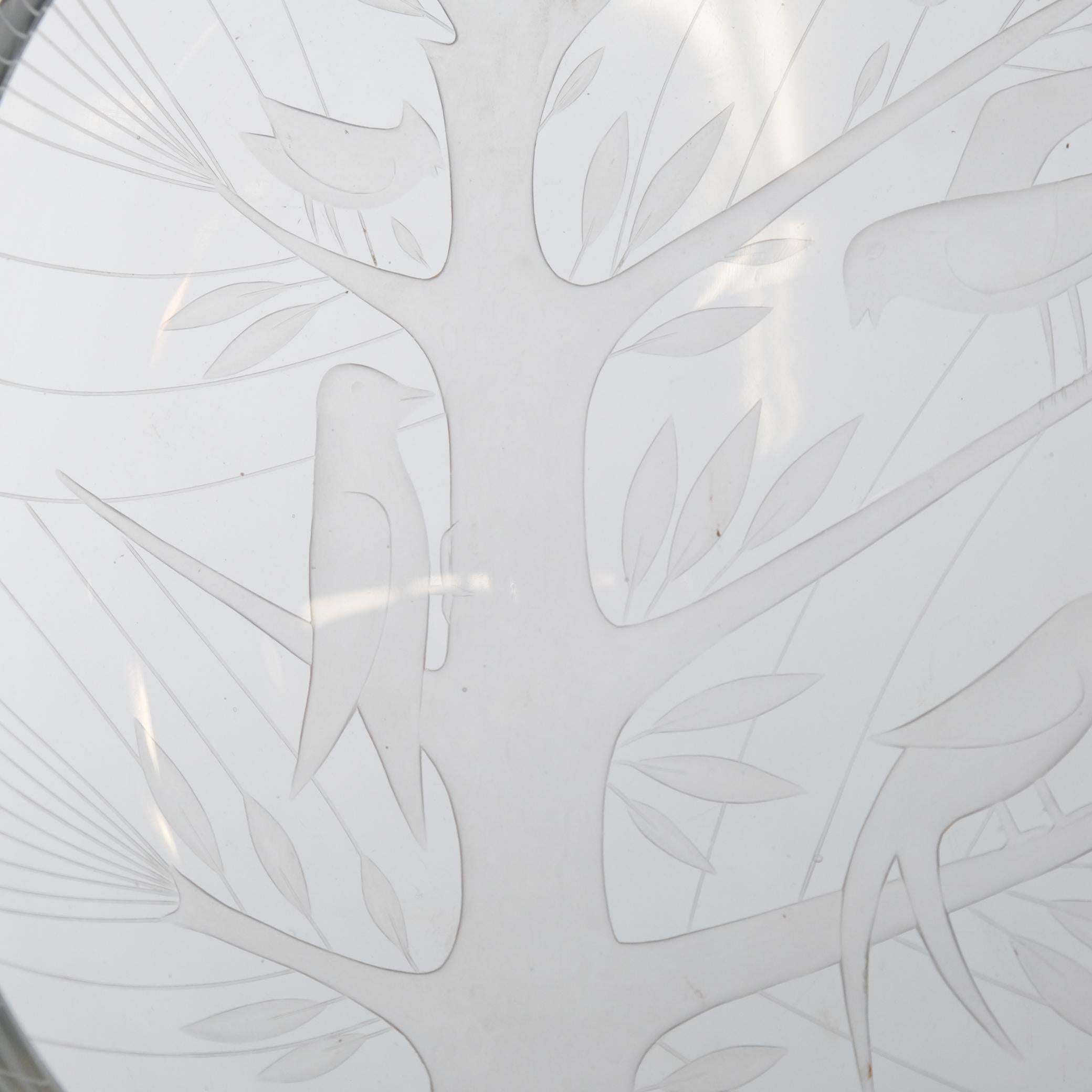 Helena Tynell, Theodor Käppi Engraved Bird Tree Model 6649, Riihimäen Lasi 1953 (Finnisch) im Angebot