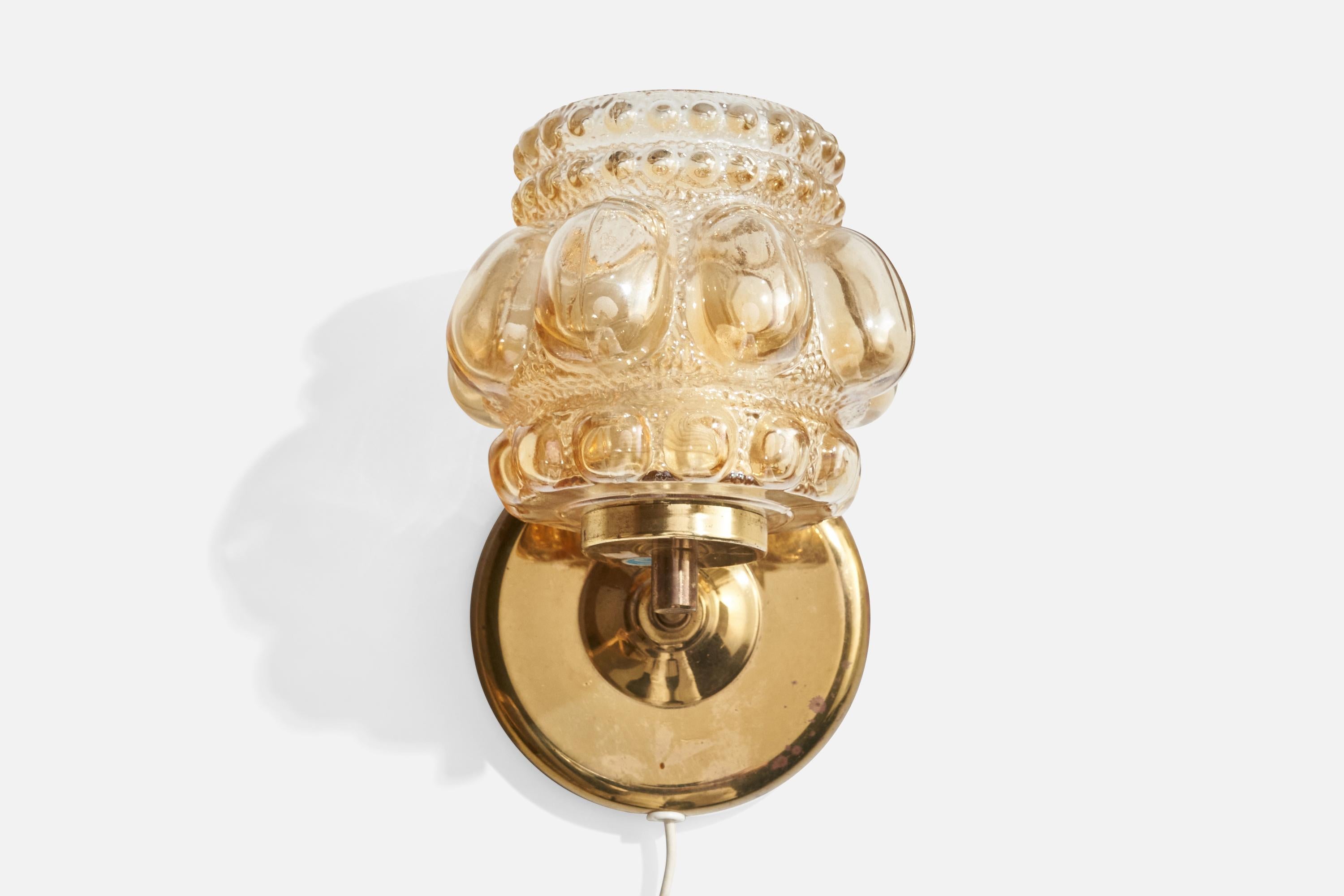 Helena Tynell, Wall Light, Brass, Glass, Sweden, 1960s For Sale 2