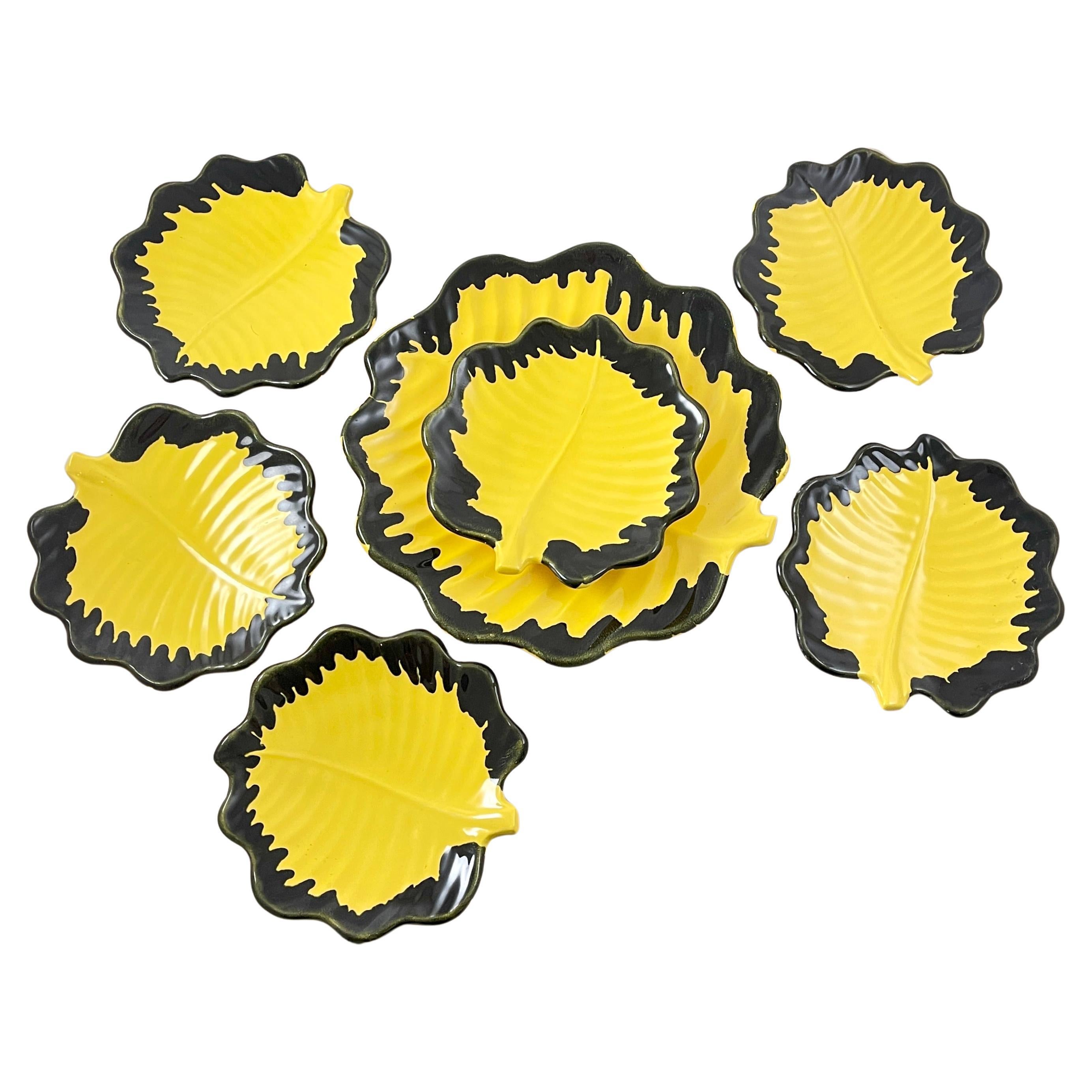 Hélène Ugo Bandeja de hojas amarillas y seis platos, Vallauris, Francia Años 50