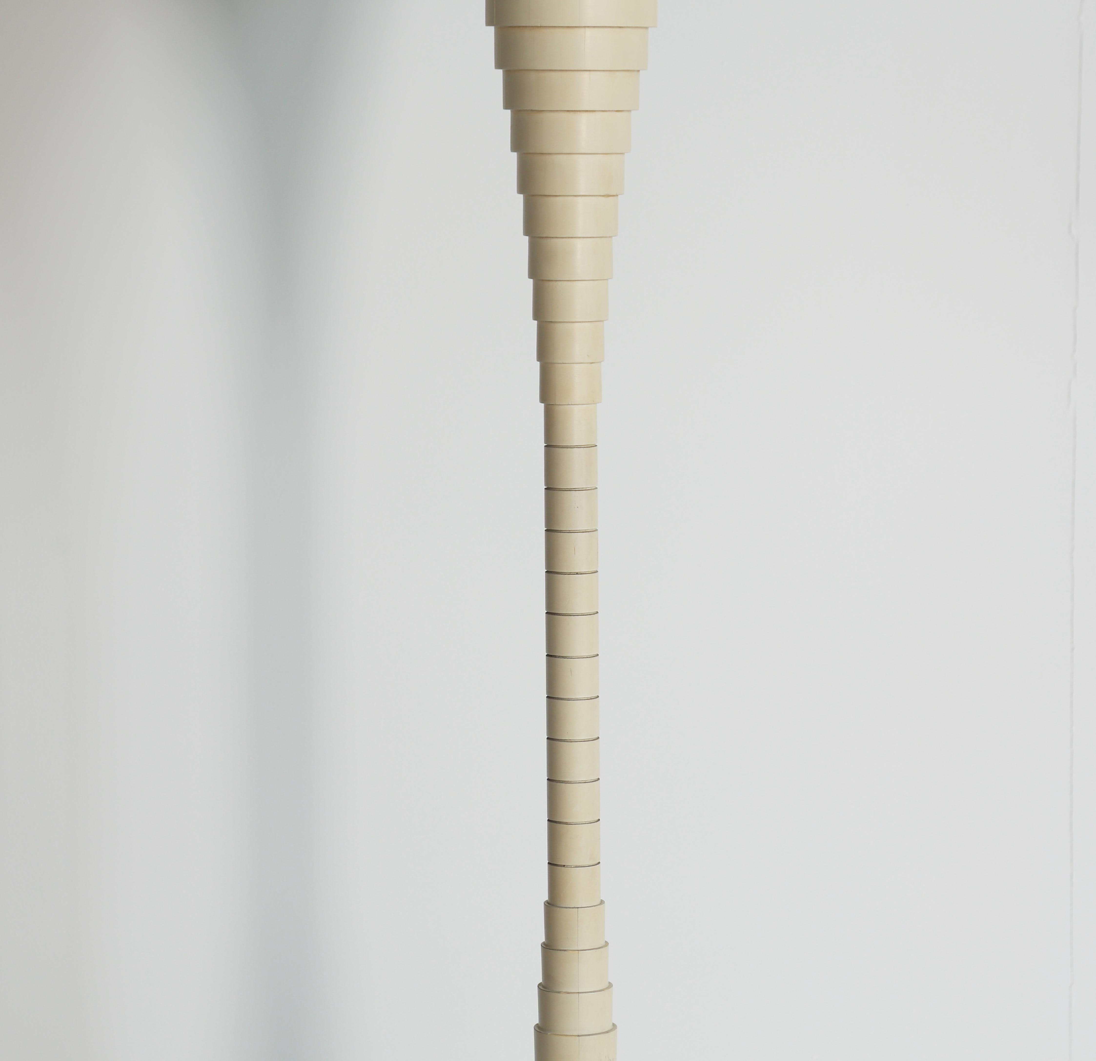 Lampada da terra Helga di Silvio Bilangione, Italia, anni '60 In condizioni buone in vendita a LEWES, GB