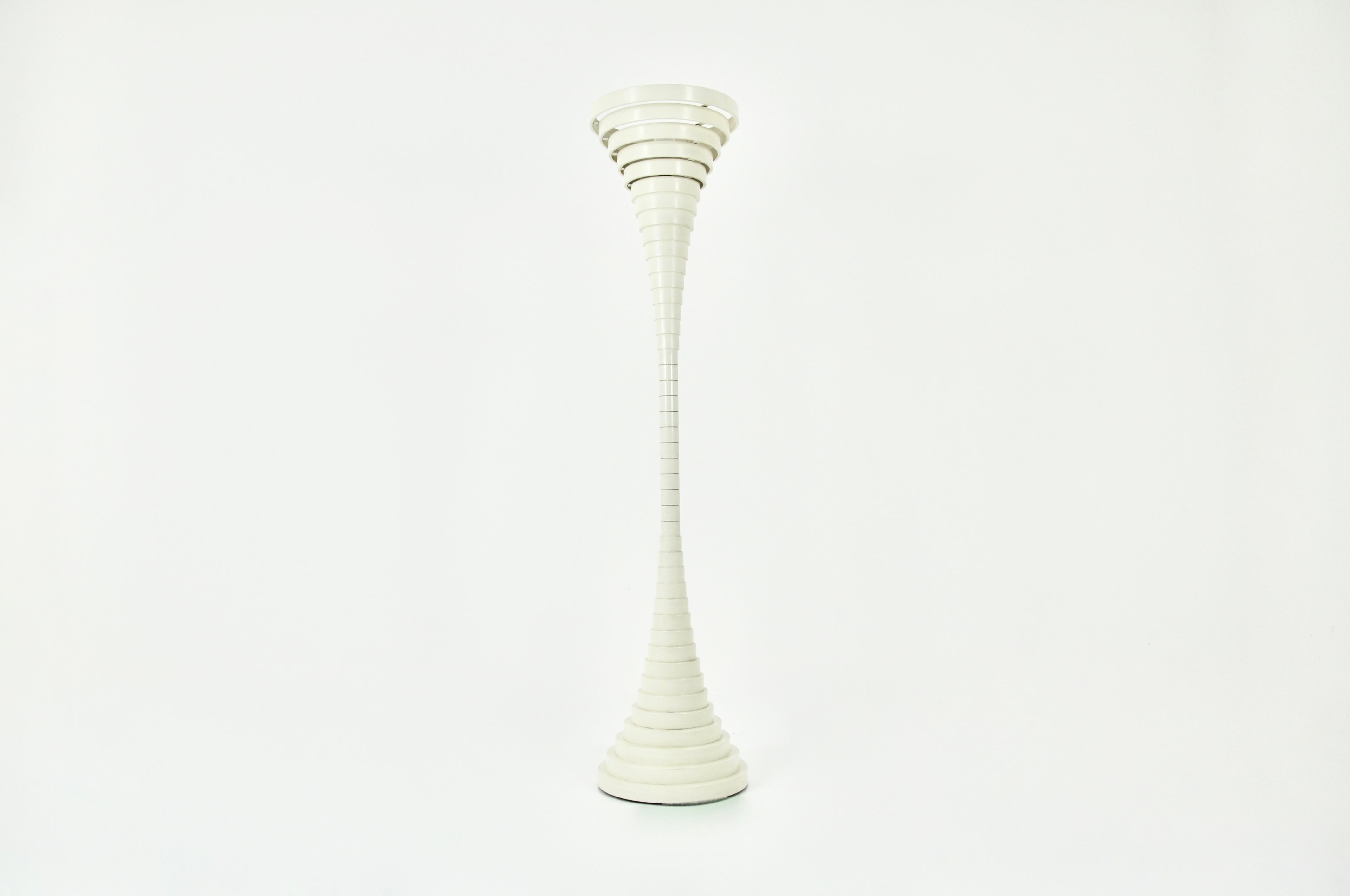 Creamy white wooden floor lamp by Silvio Bilangione & Paolo Portoghesi. Wear due to age and age of the floor lamp.
FOR SHIPPING, REQUEST US FOR RECEIVE THE BEST PRICE
