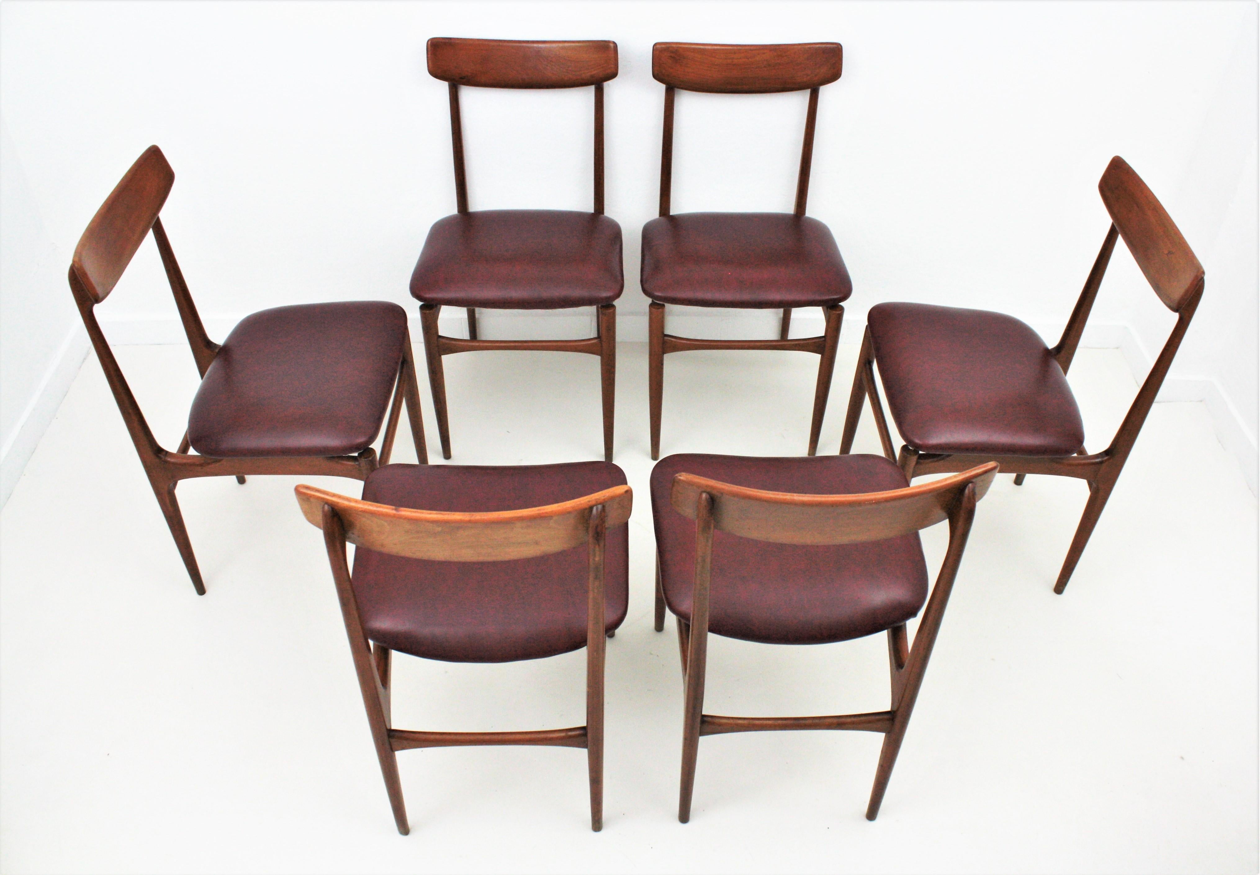 Helge Sibast Danish Modern Teak Dinning Chairs, Set of Six In Good Condition For Sale In Barcelona, ES