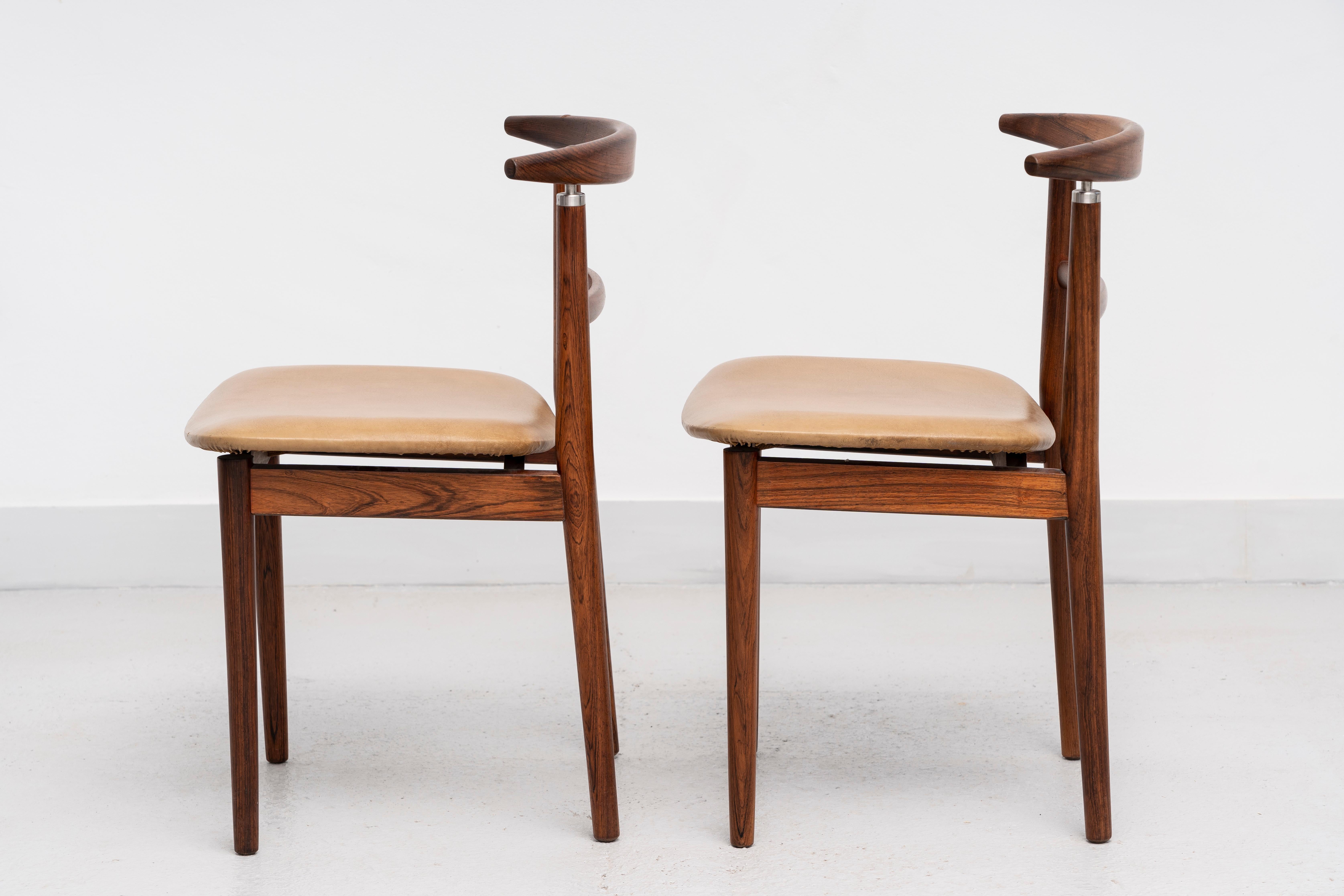 HELGE SIBAST ( Denmark, 1908-1984) Set of six chairs, model 465, c. 1962. In Good Condition For Sale In MADRID, ES