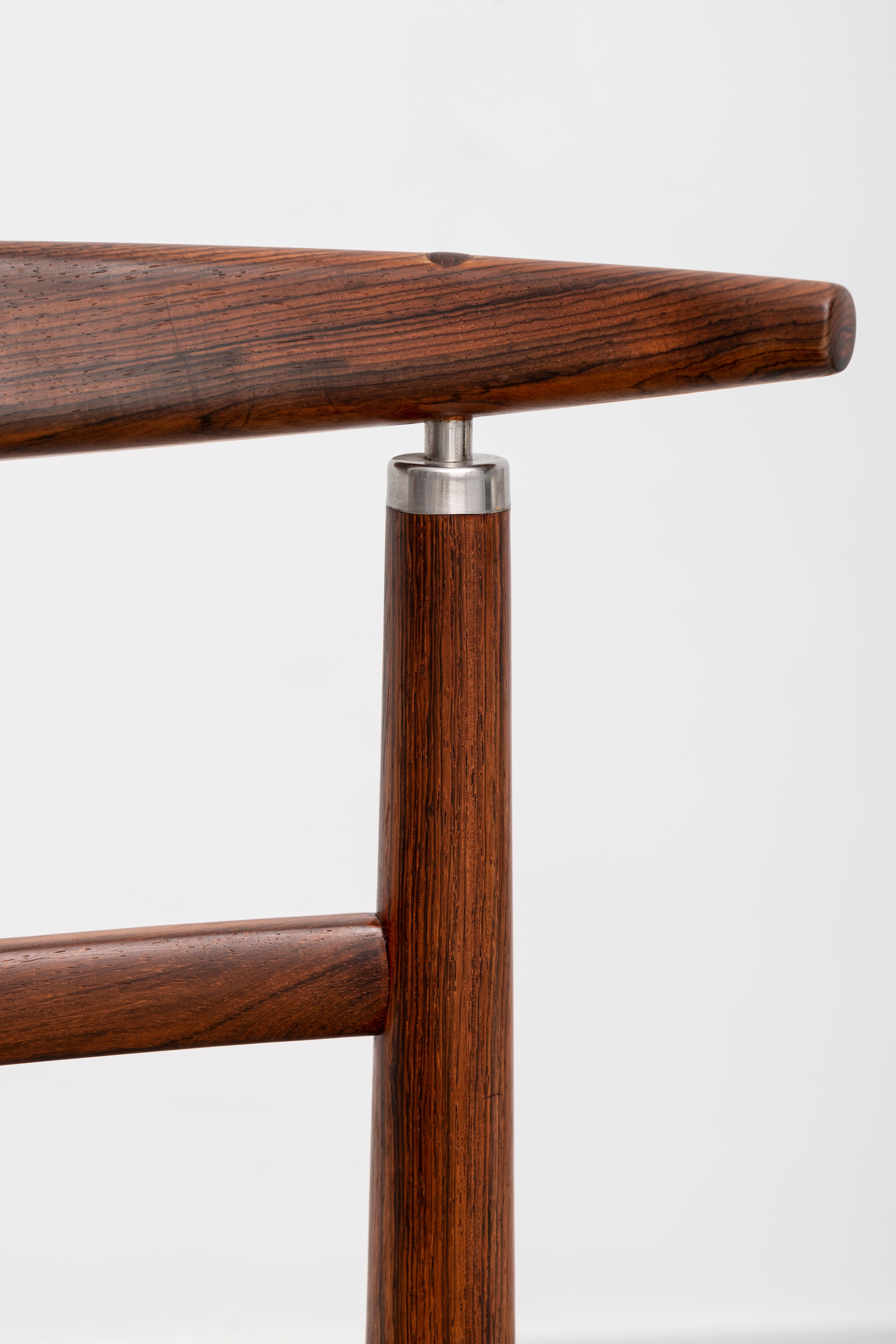 HELGE SIBAST ( Denmark, 1908-1984) Set of six chairs, model 465, c. 1962. For Sale 1