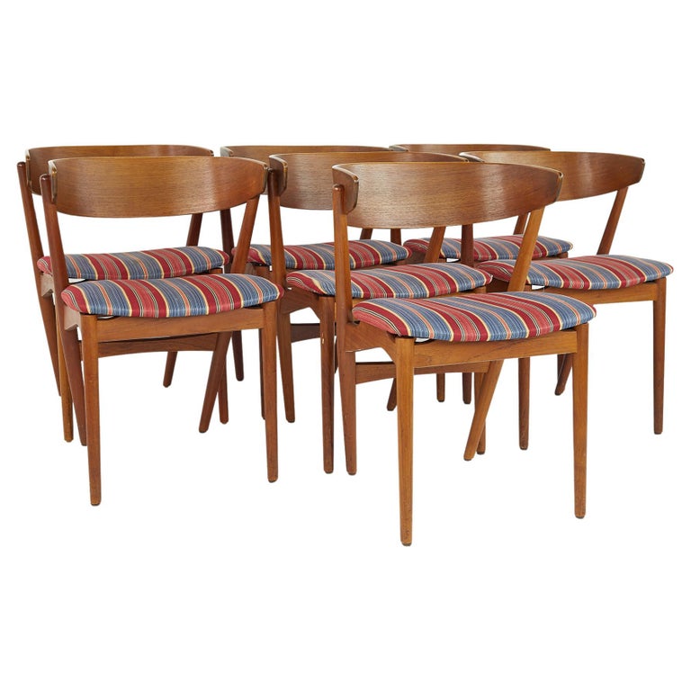 Sibast No 7 Mid Century Teak and Oak Danish Dining Chairs - Set of 7 For Sale | helge stol