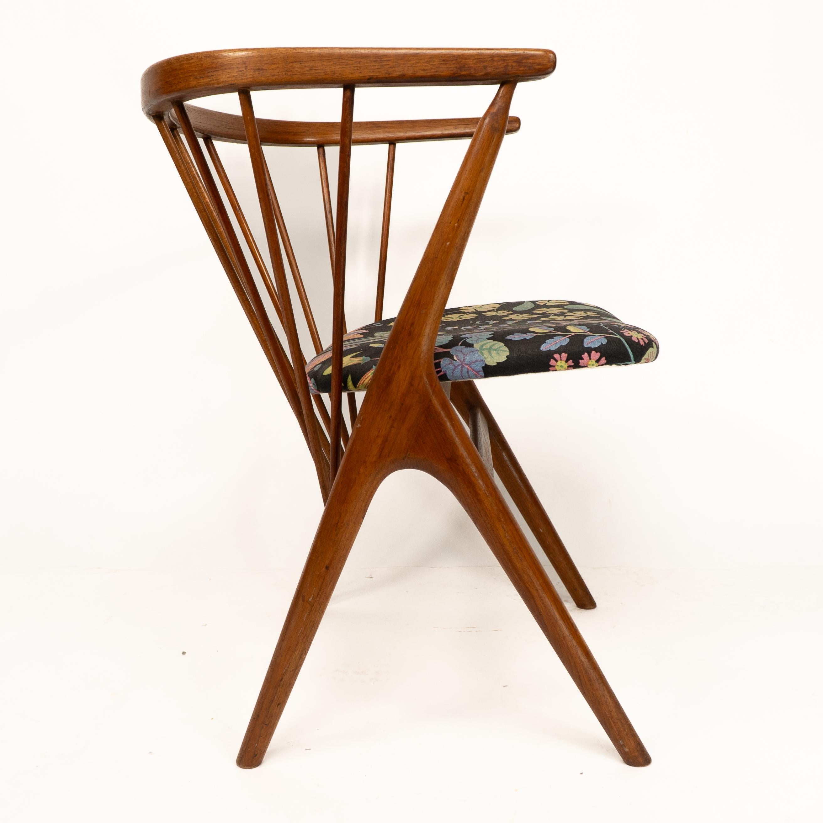 Helge Sibast, Sibast Furniture Set di quattro poltrone a sbalzo in teak danese No.8 in vendita 8