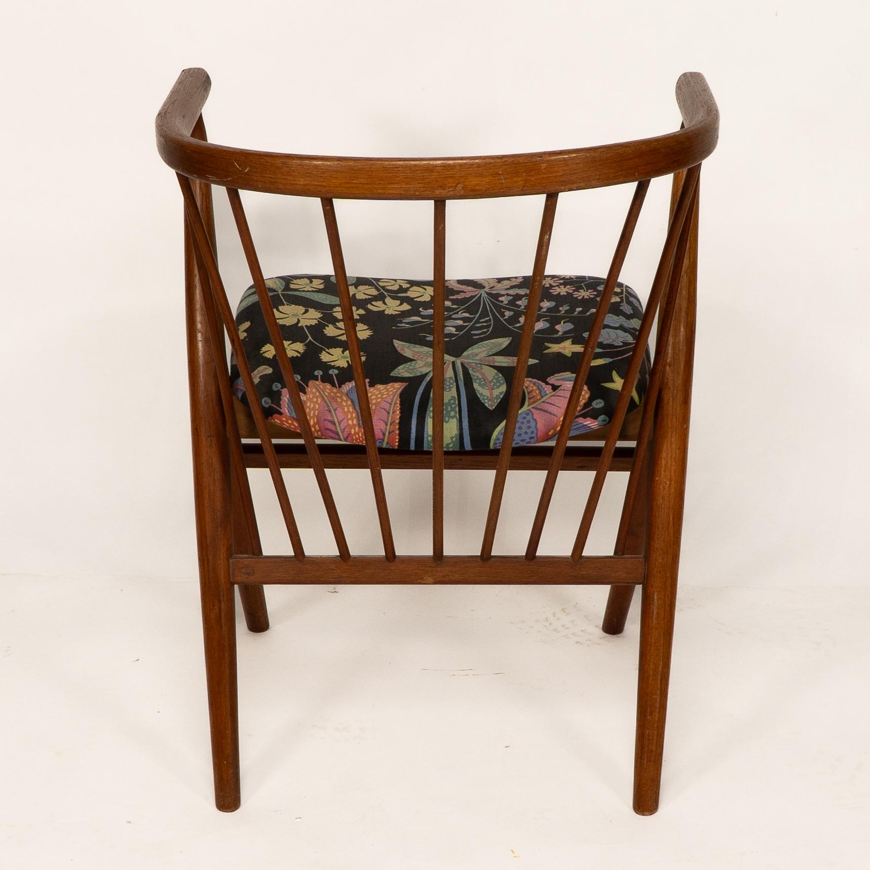 Helge Sibast, Sibast Furniture Set di quattro poltrone a sbalzo in teak danese No.8 in vendita 11