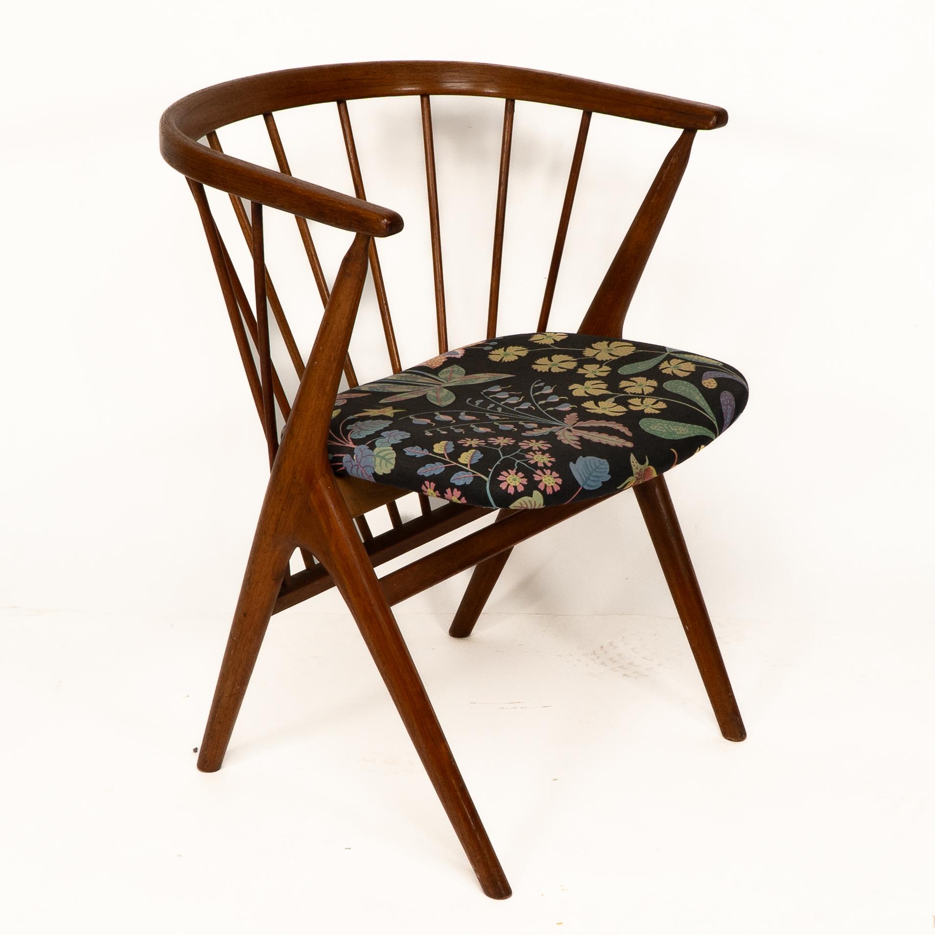 Danese Helge Sibast, Sibast Furniture Set di quattro poltrone a sbalzo in teak danese No.8 in vendita