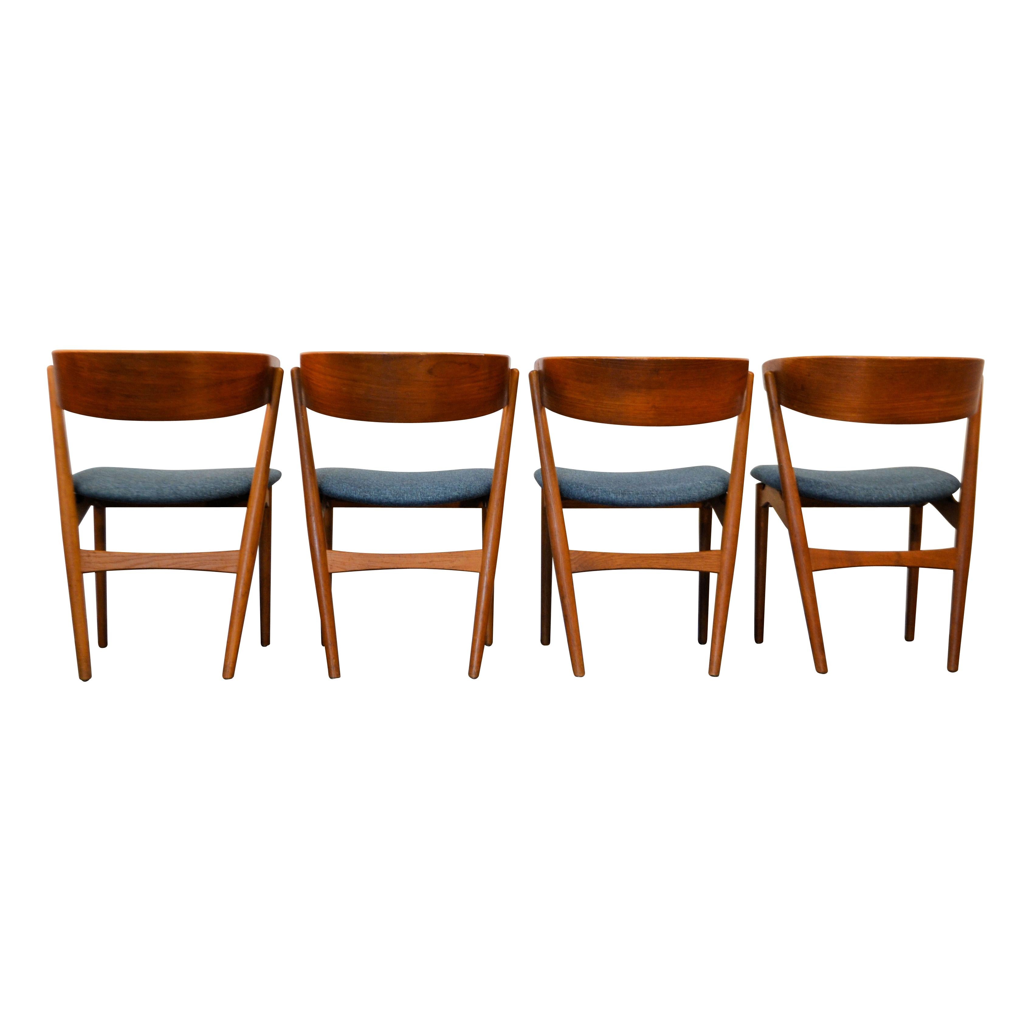 Helge Sibast Teak Dining Chairs No. 7, Set of Four In Good Condition For Sale In Panningen, NL