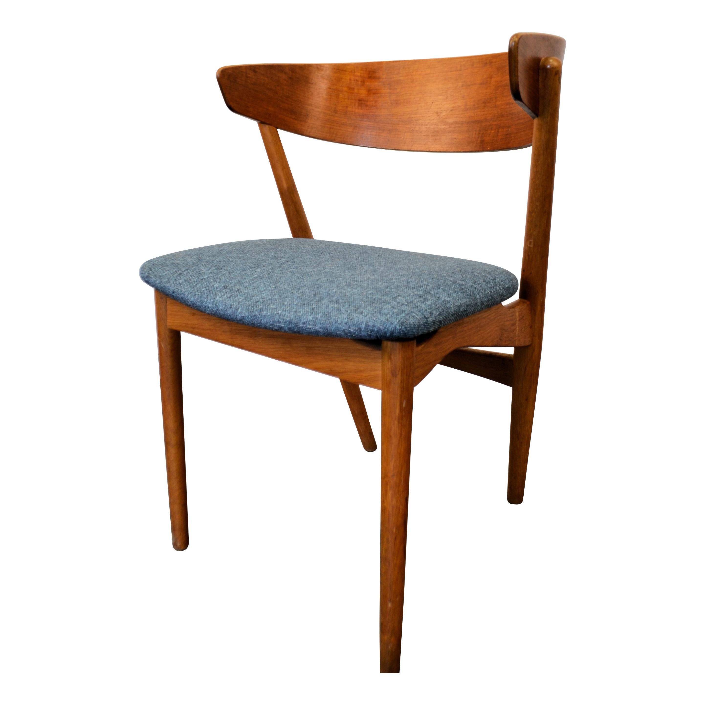 Helge Sibast Teak Dining Chairs No. 7, Set of Four For Sale 2