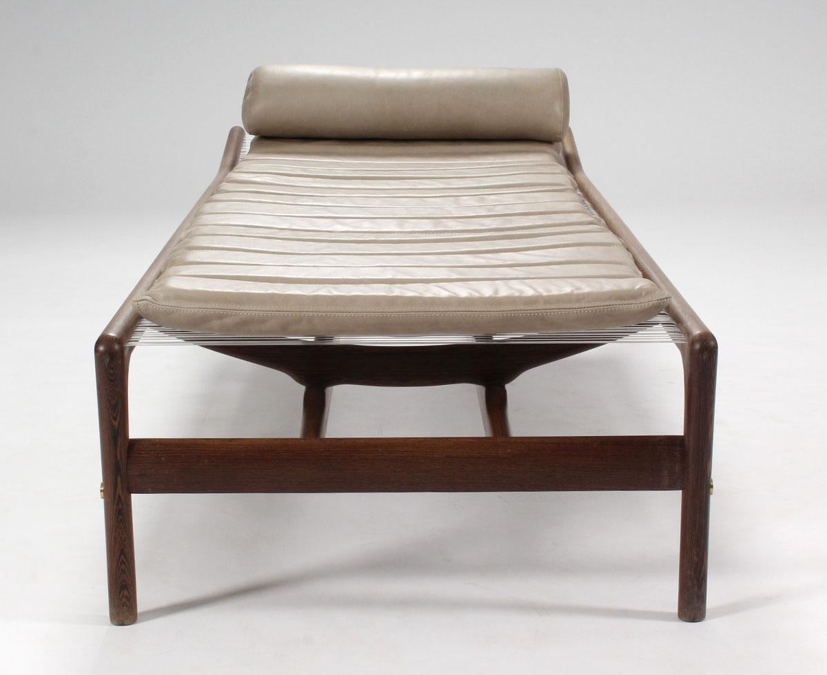Helge Vestergaard Jensen Wenge Daybed designed 1955 In Excellent Condition For Sale In London, GB