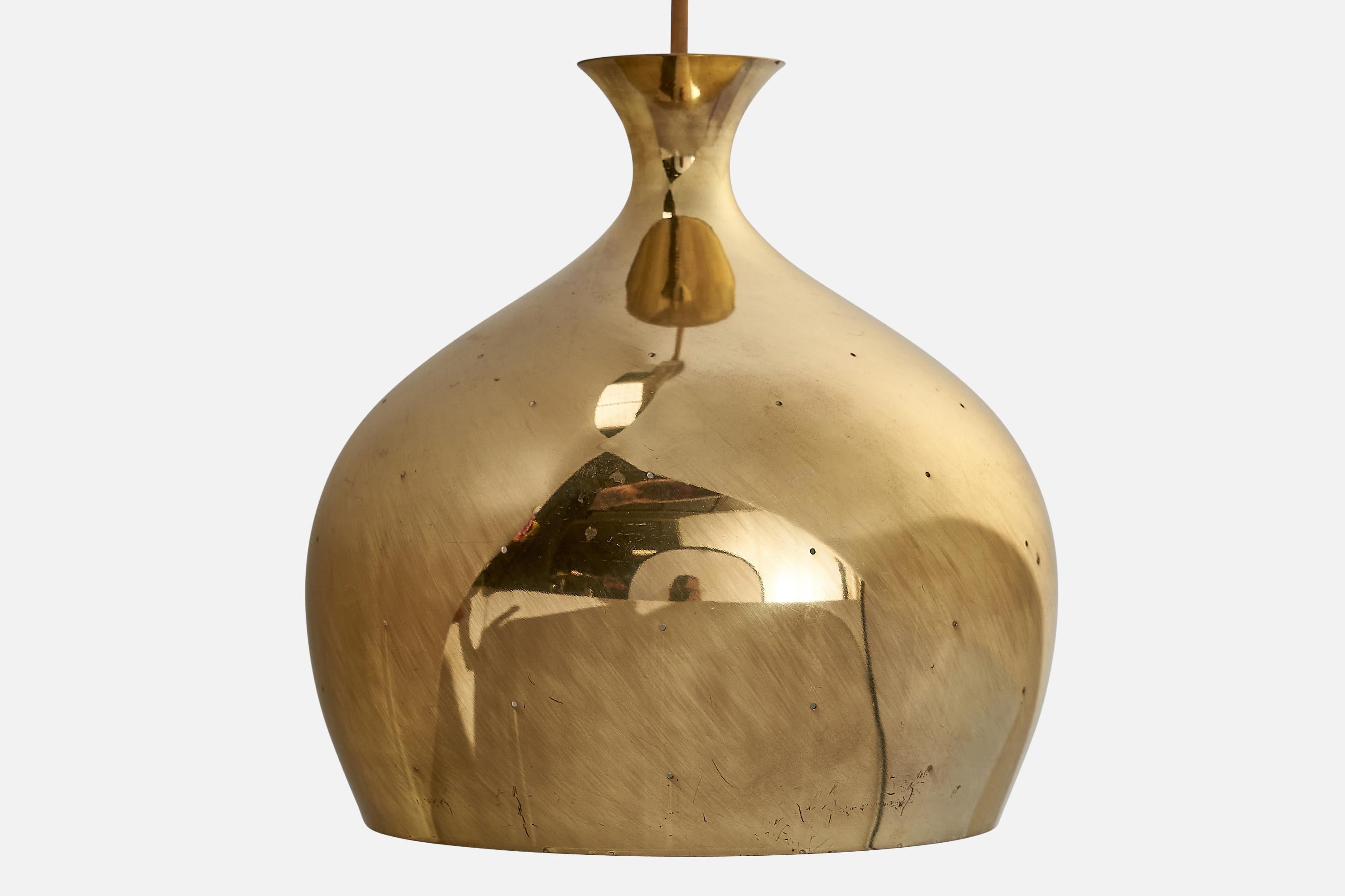 Metà XX secolo Helge Zimdal, Lampada a sospensione, Ottone, Svezia, anni '60 in vendita