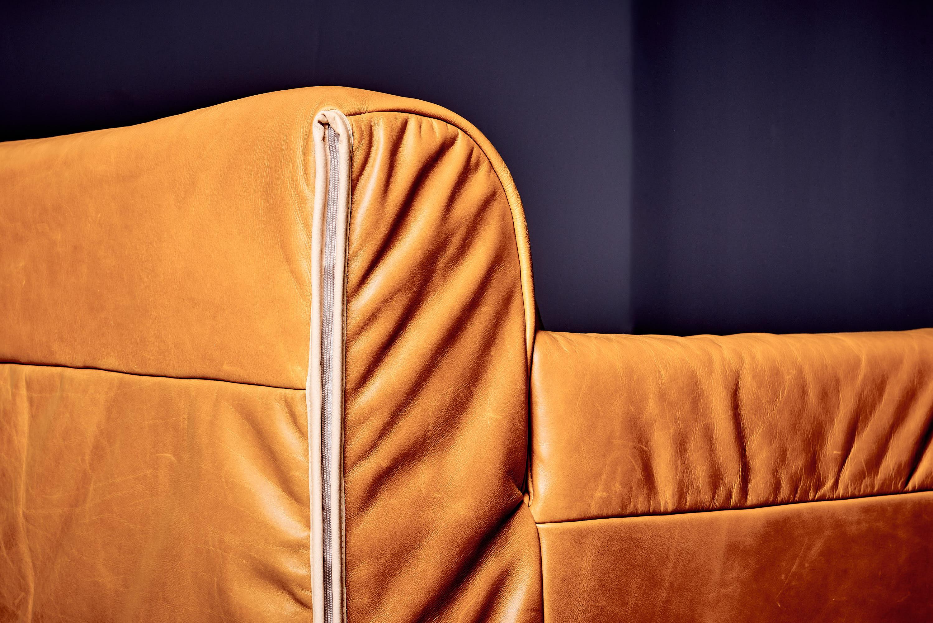 Heli dreisitziges Ledersofa von Otto Zapf für Knoll International 1980er im Angebot 4