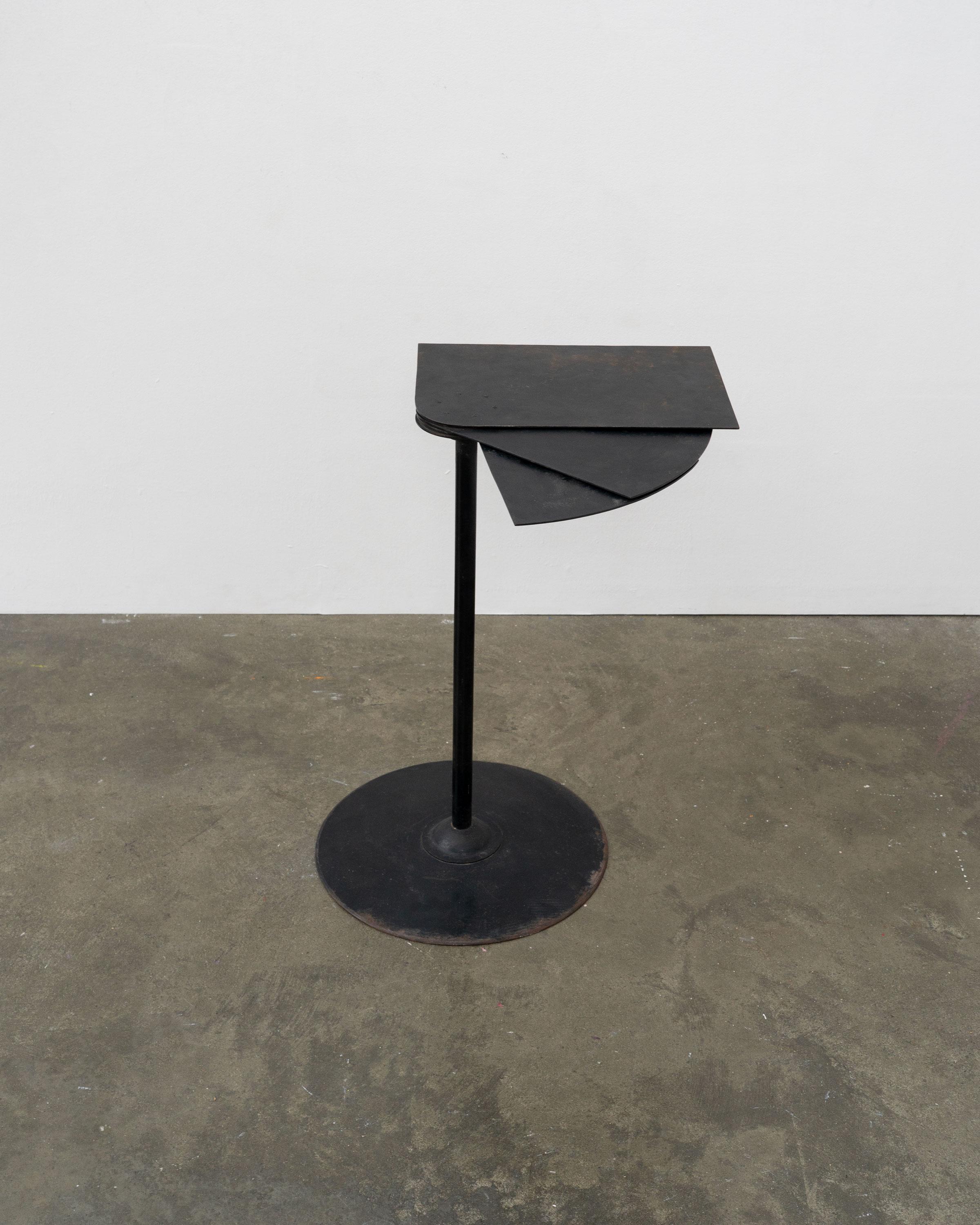 Hélice, SN9 Mesa attrb Pierre Chareau, c.1930 Moderno en venta