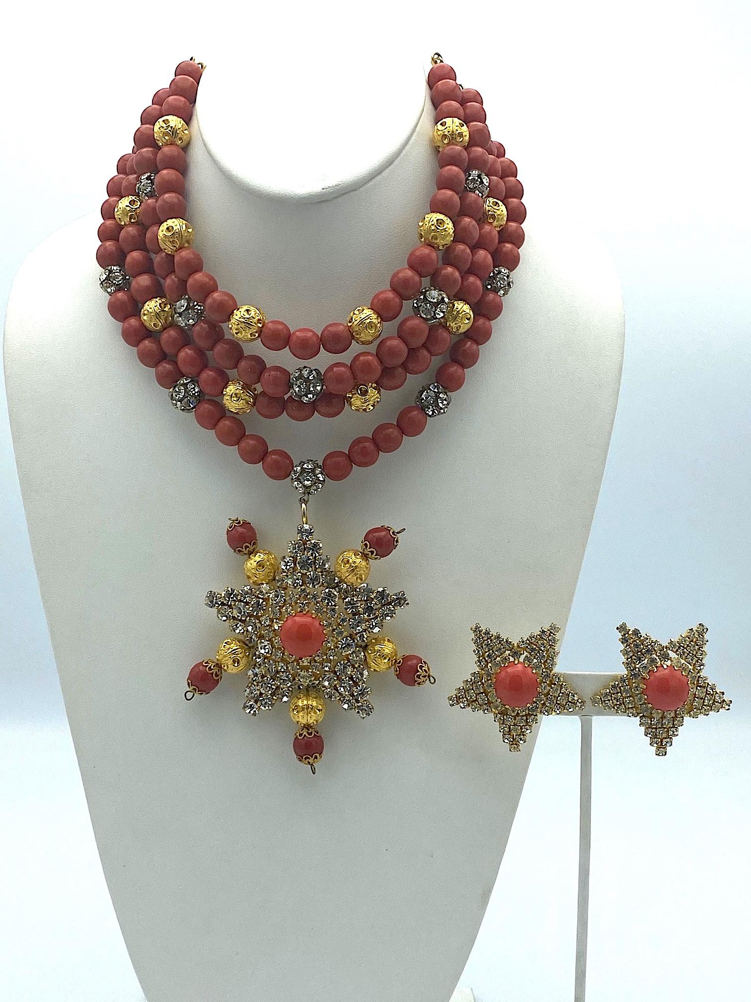 Principessa Helietta Caracciolo Faux Red Coral Choker Necklace and Earrings In Excellent Condition In New York, NY