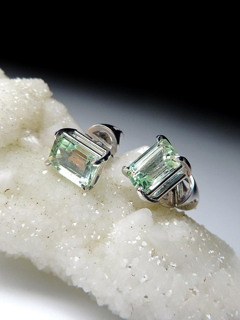 Heliodor 14K White Gold Earrings Emerald Cut Light Green Beryl Minimalism Unisex For Sale 1