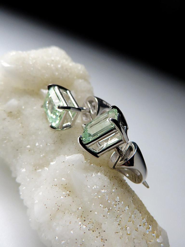 Heliodor 14K White Gold Earrings Emerald Cut Light Green Beryl Minimalism Unisex For Sale 2