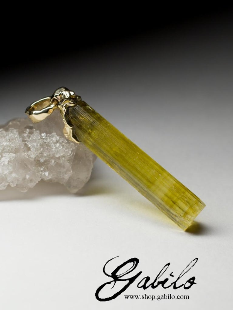 Topaze Naturelle Jaune Doré 91,35 Ct – Pierre Brute Certifiée AGI (49 X 17 Mm)