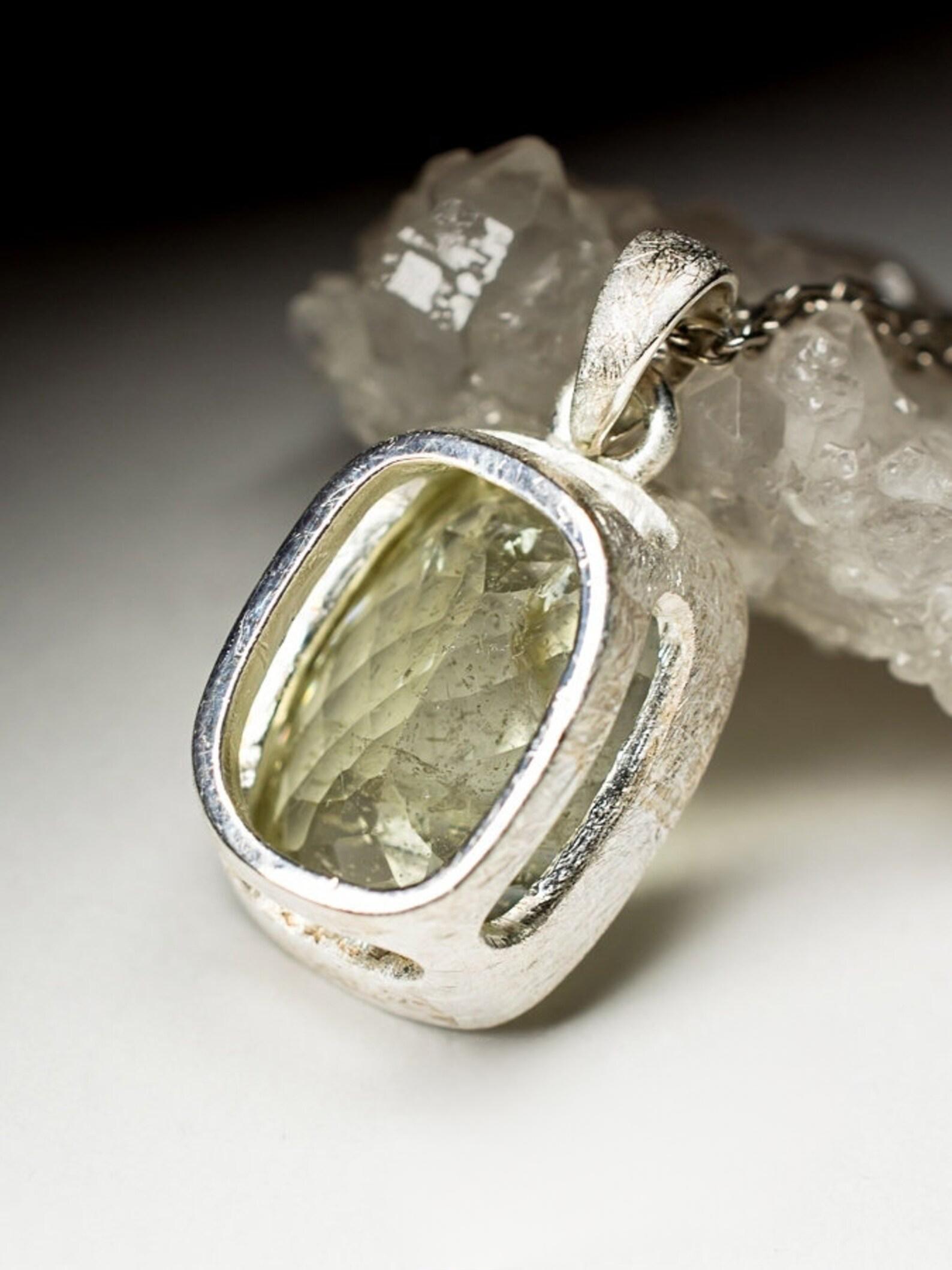 Heliodor necklace silver Pendant Fantasy Cut Lemon Yellow Stone For Sale 4