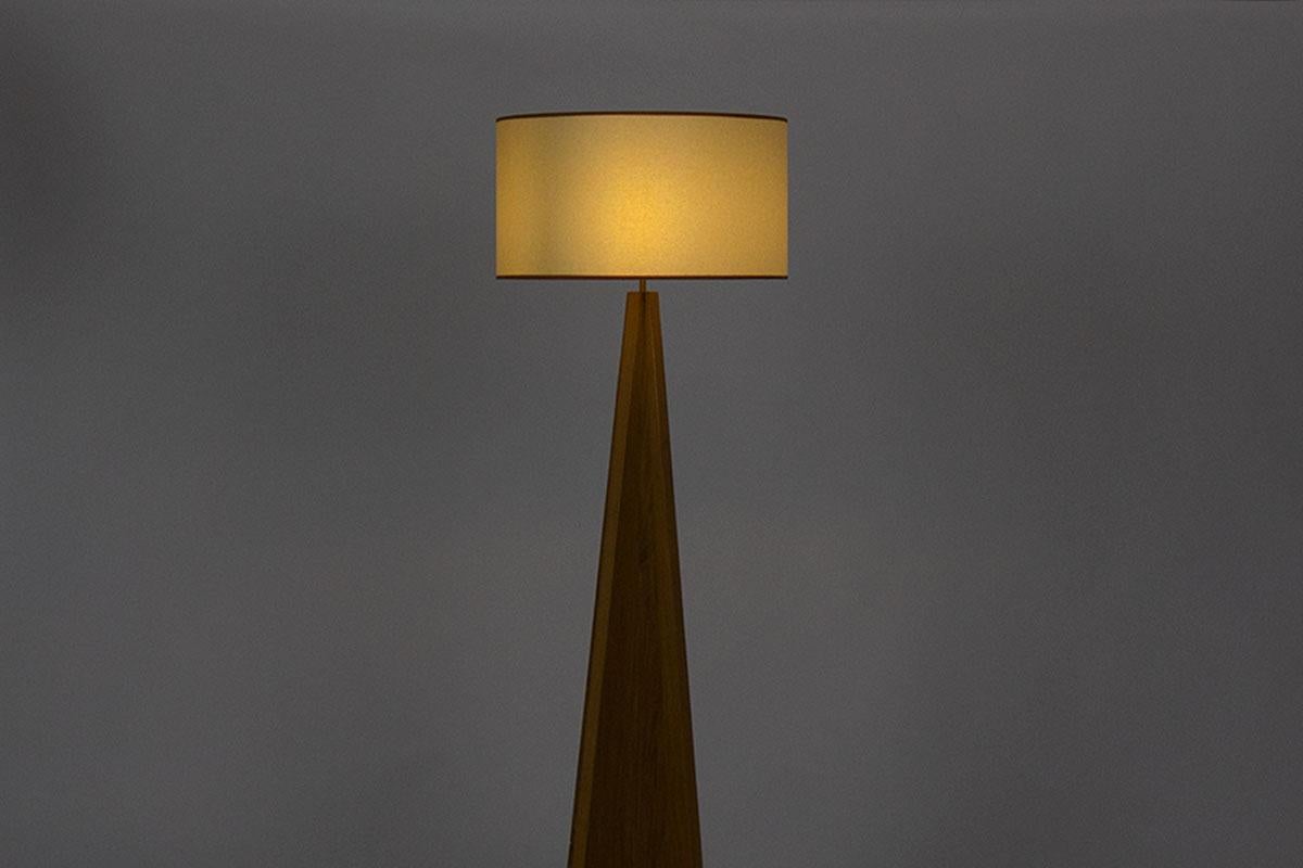 Lampada da terra Helios in rovere collezione G44 in vendita 5